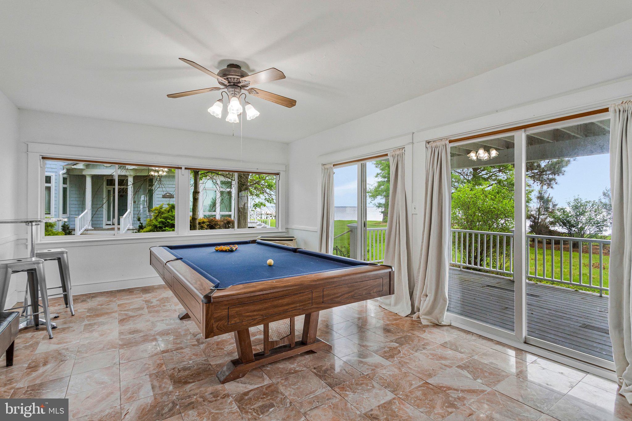 NORTH BEACH PARK - Residential