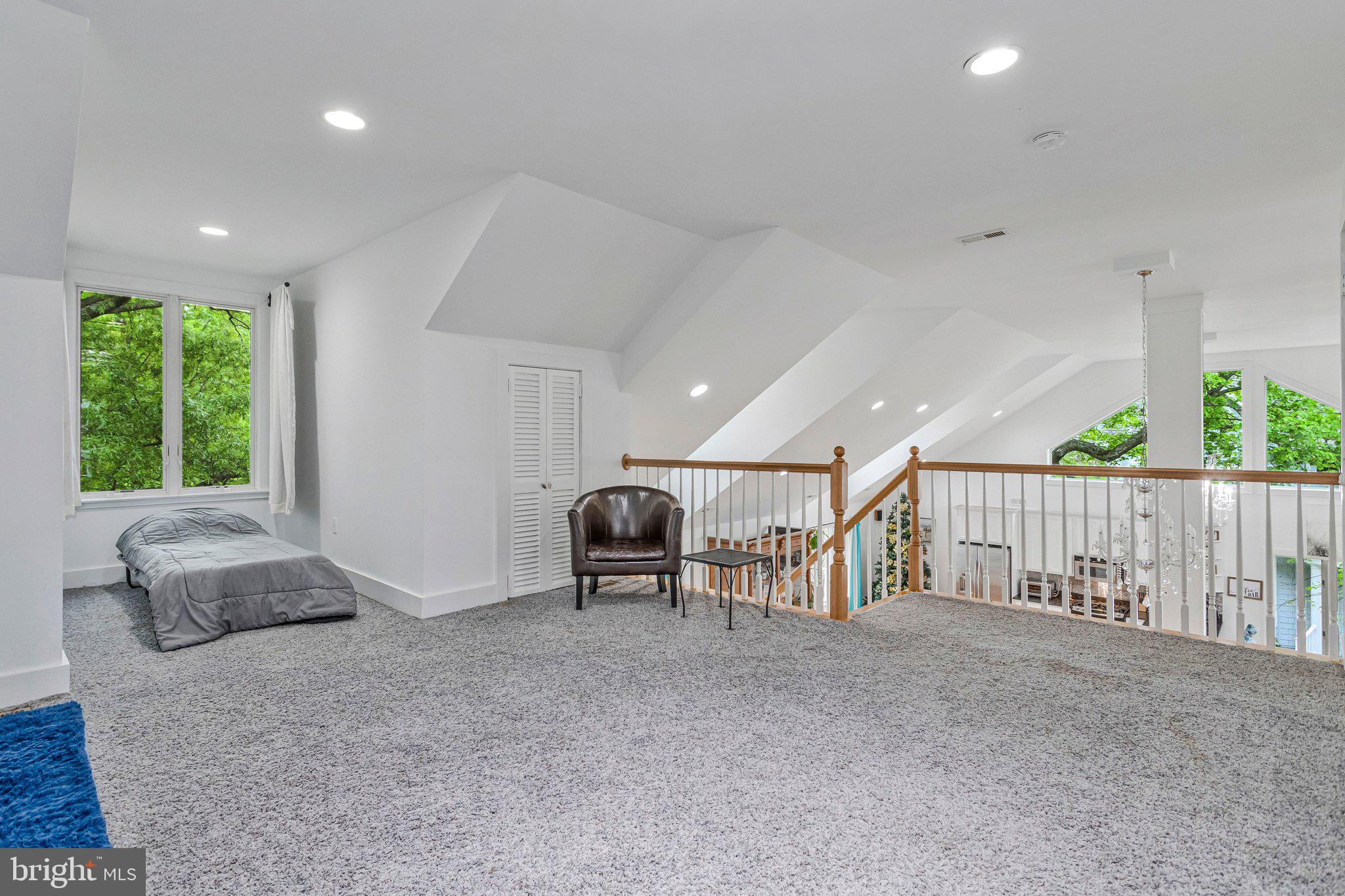 NORTH BEACH PARK - Residential