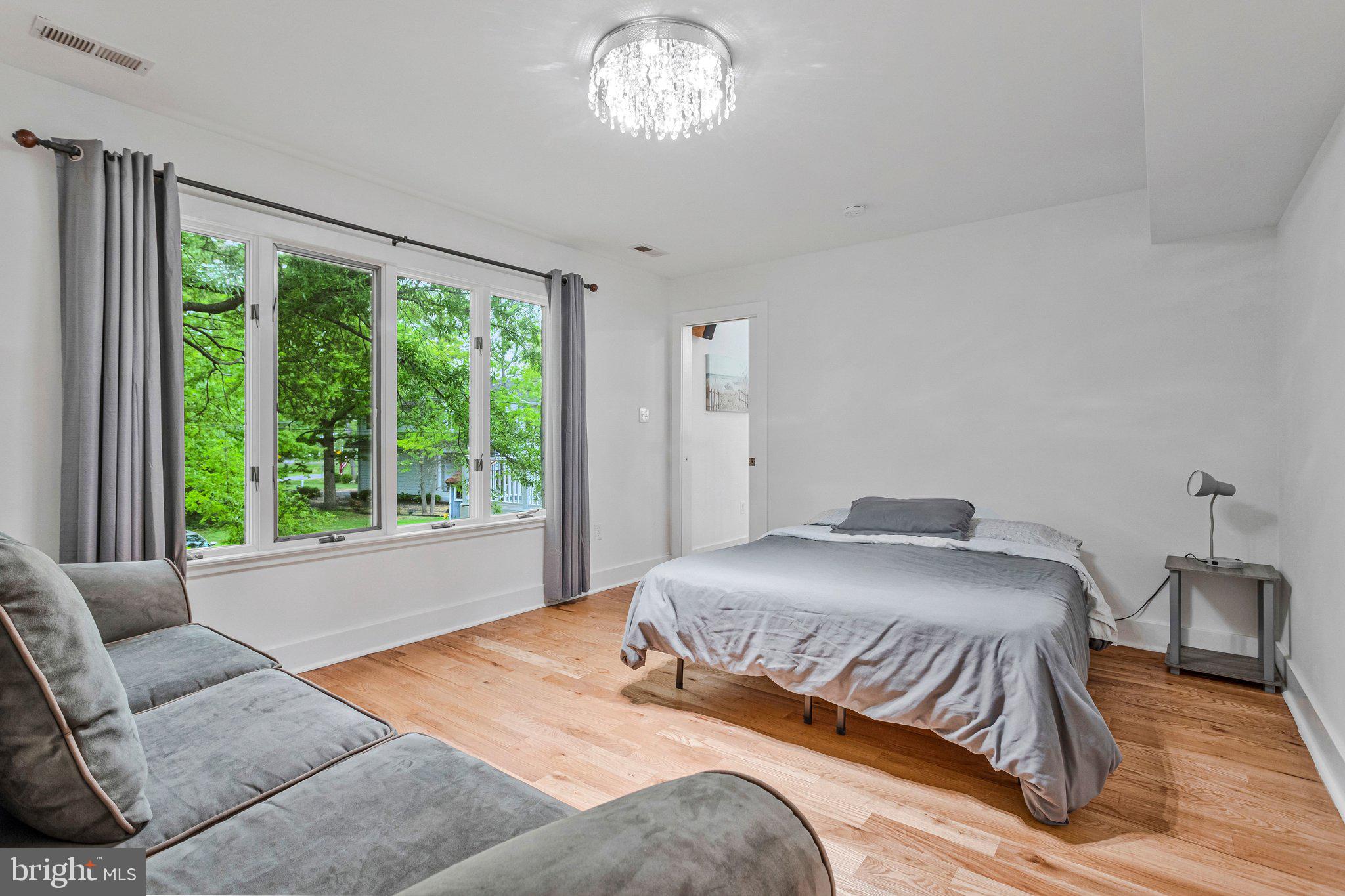 NORTH BEACH PARK - Residential