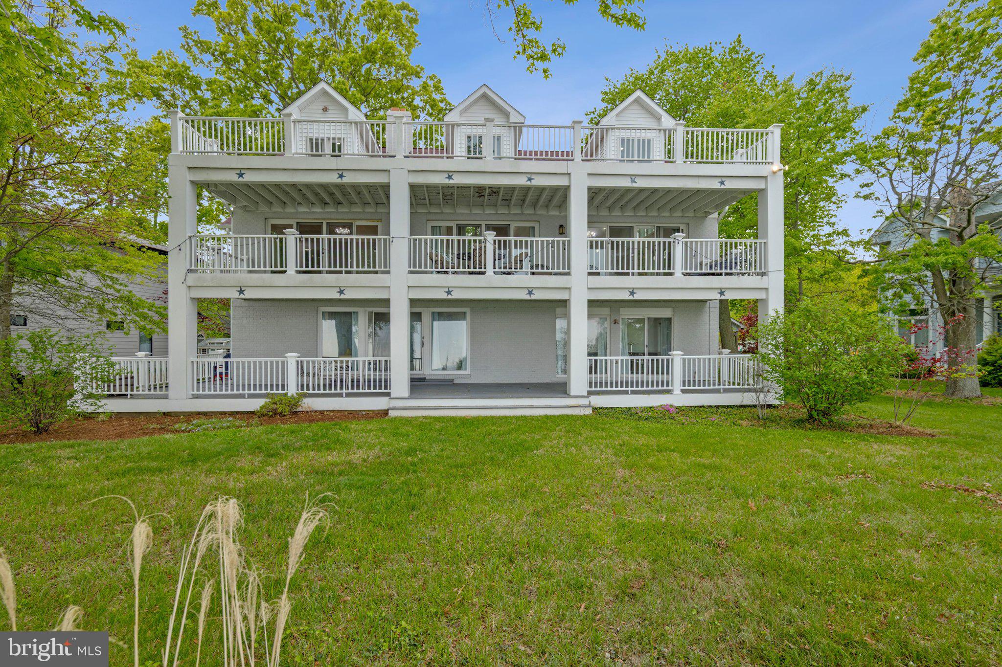 NORTH BEACH PARK - Residential