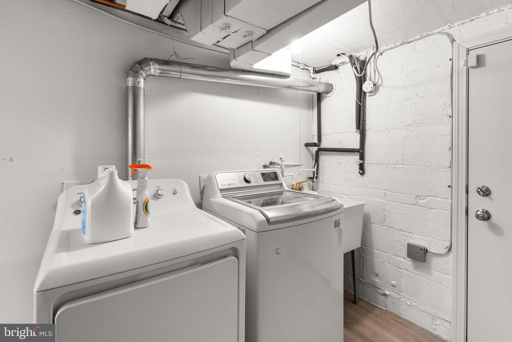 SILVER SPRING - Residential