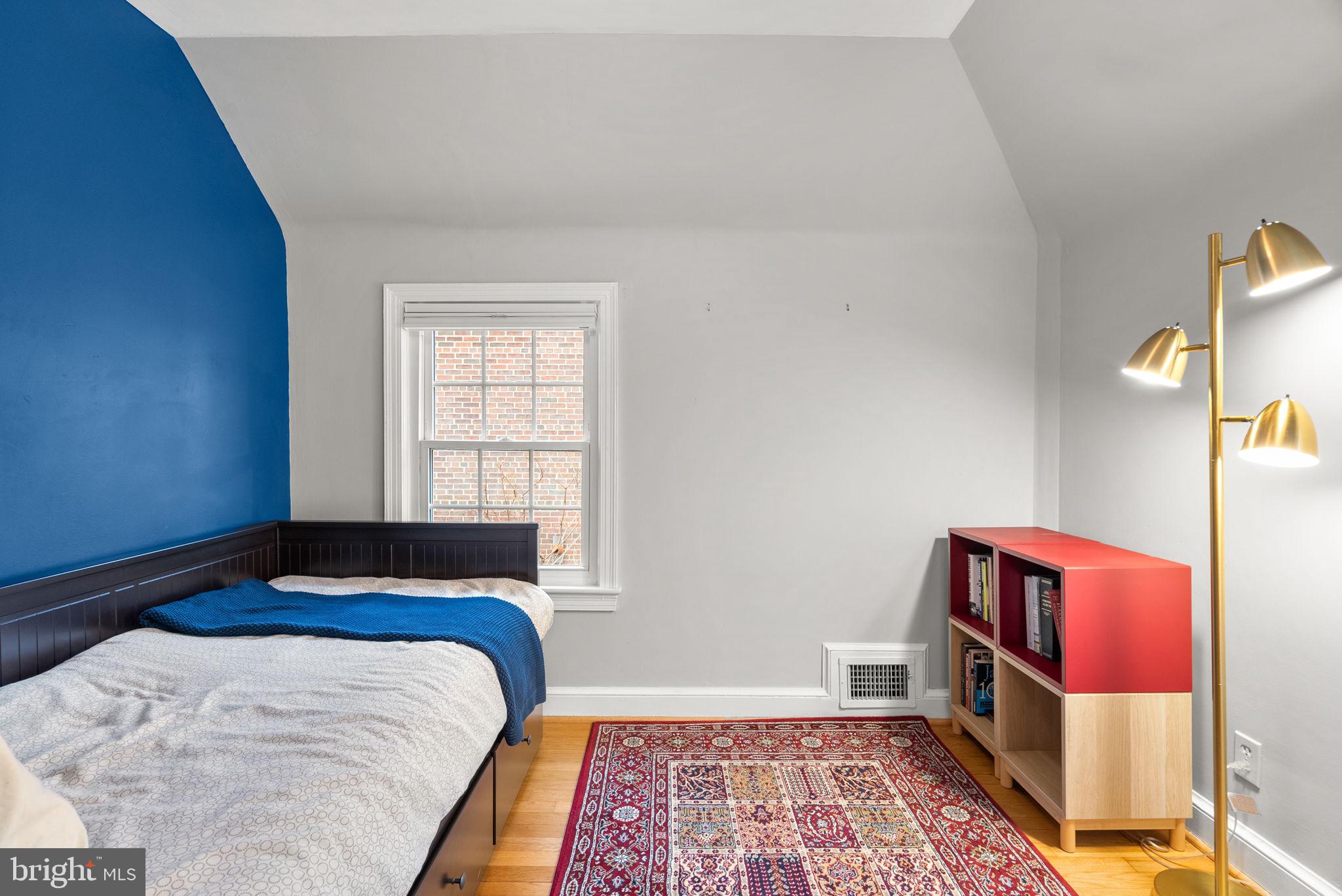 SILVER SPRING - Residential