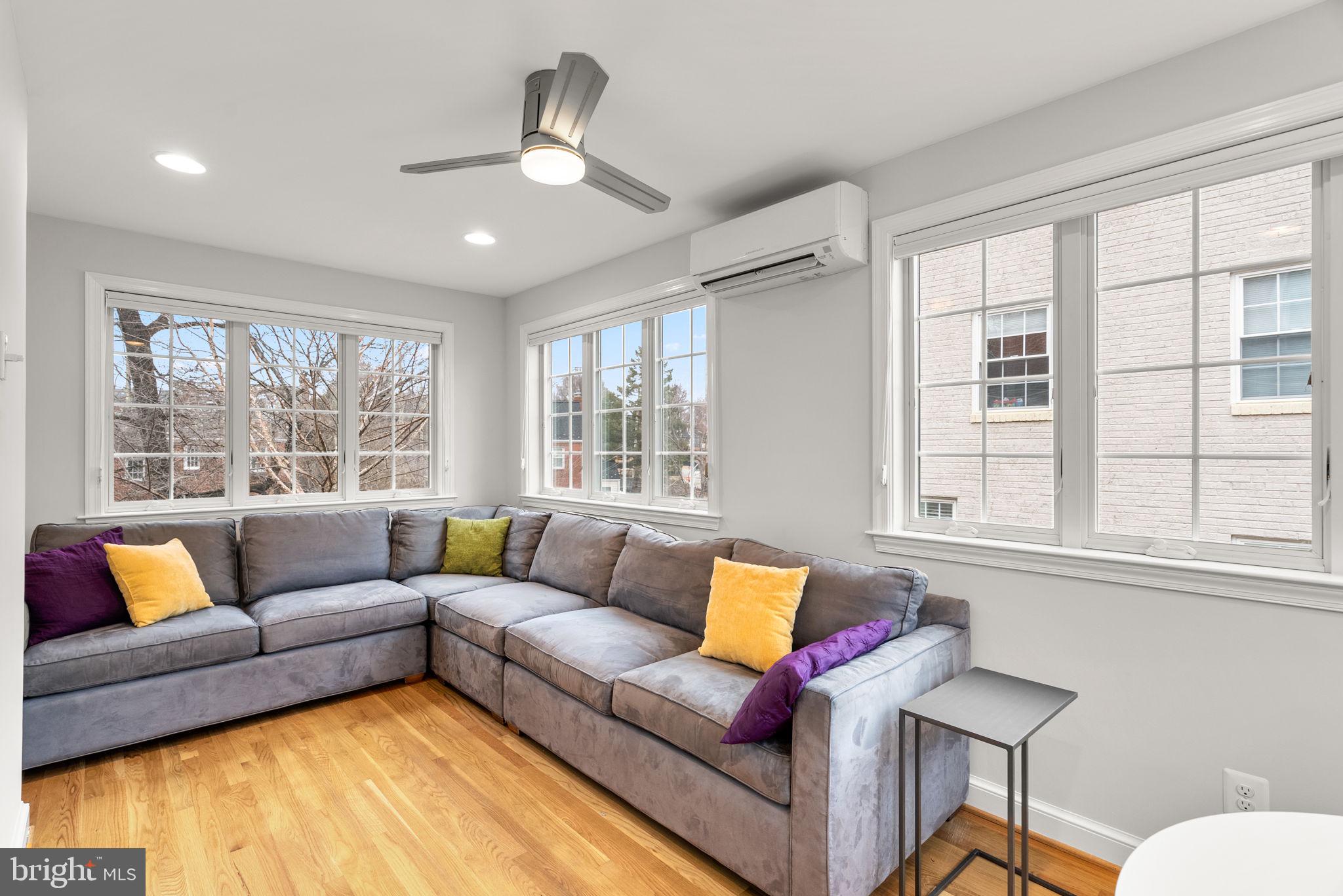 SILVER SPRING - Residential