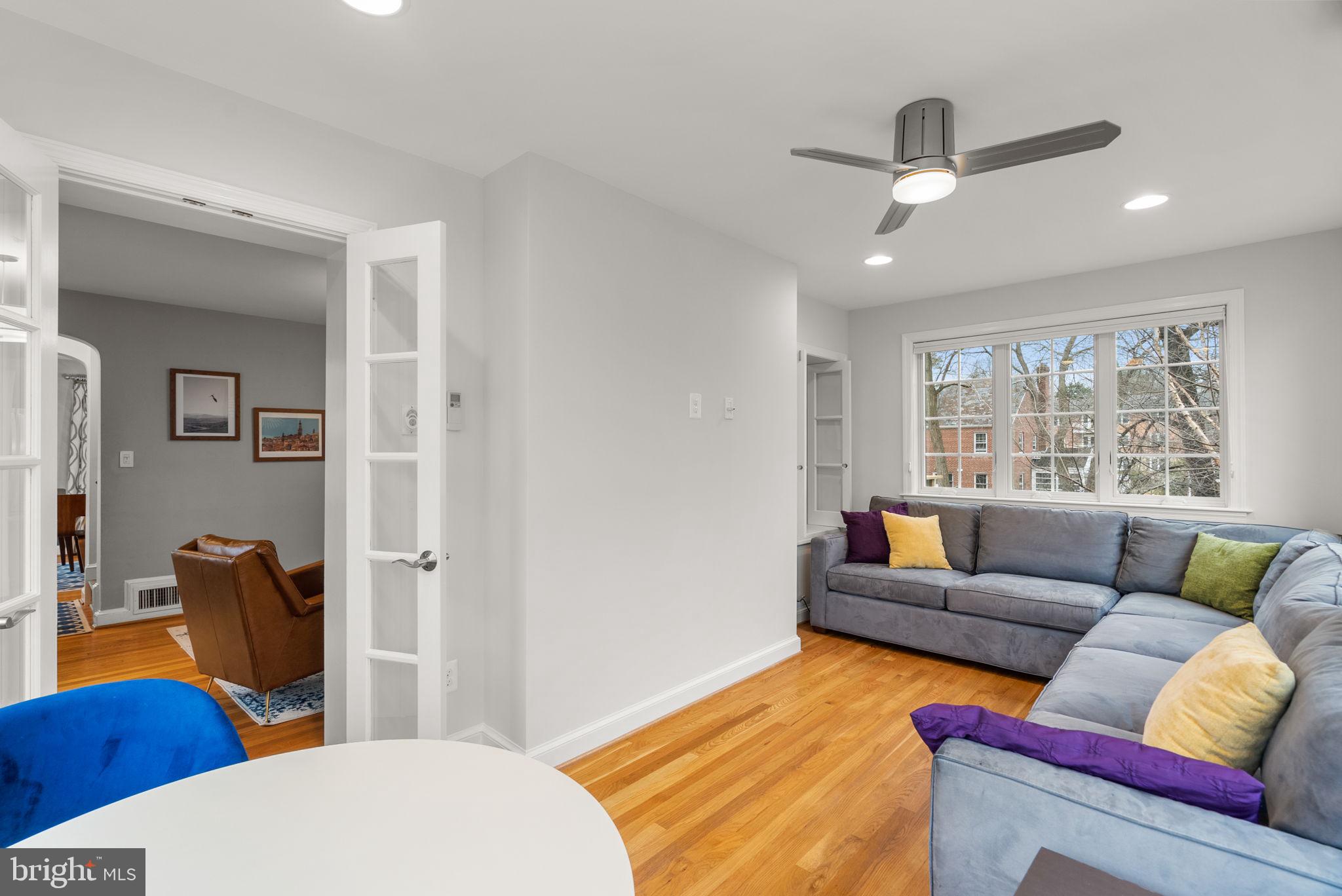 SILVER SPRING - Residential