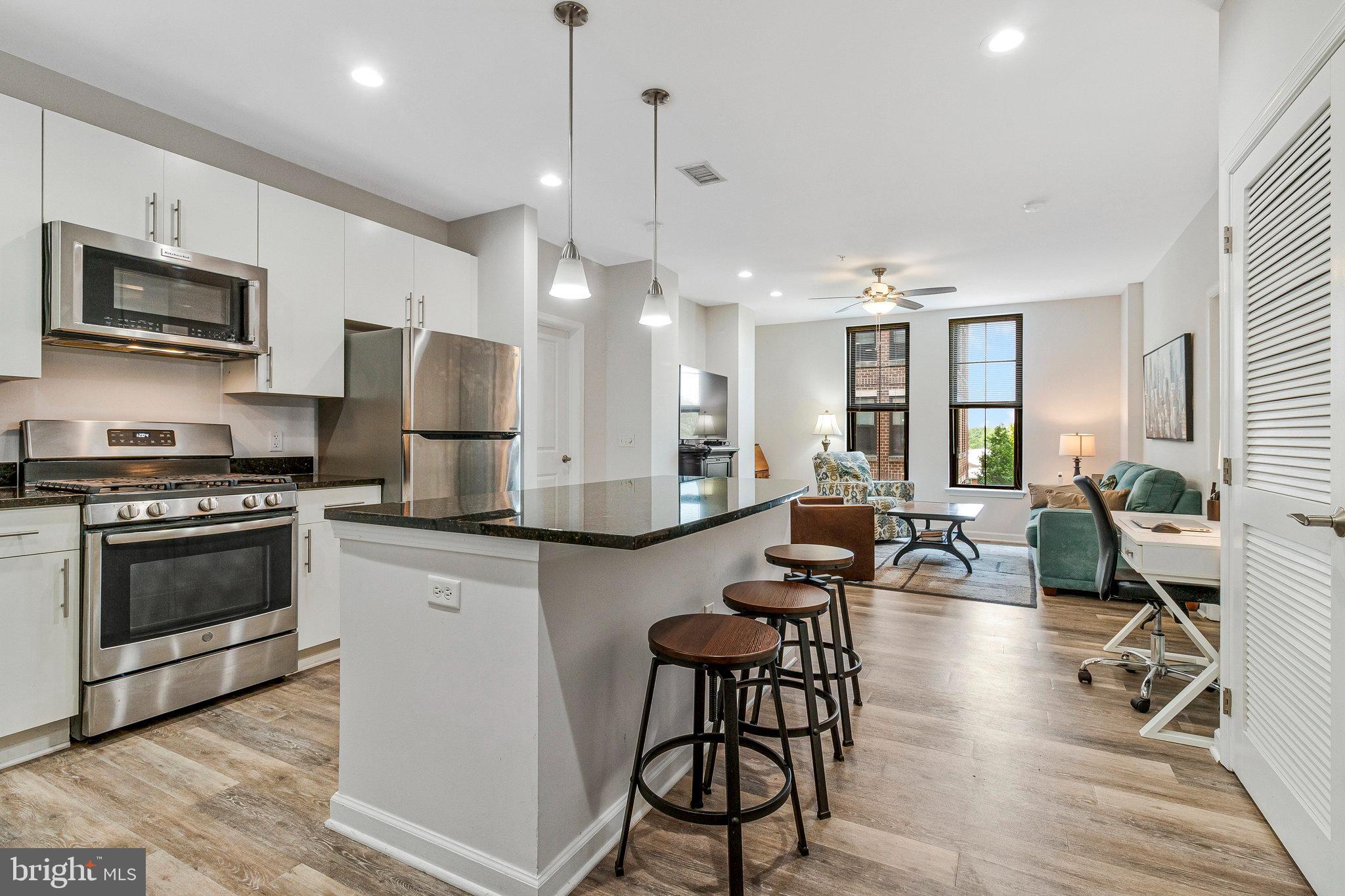 444 W BROAD STREET 401