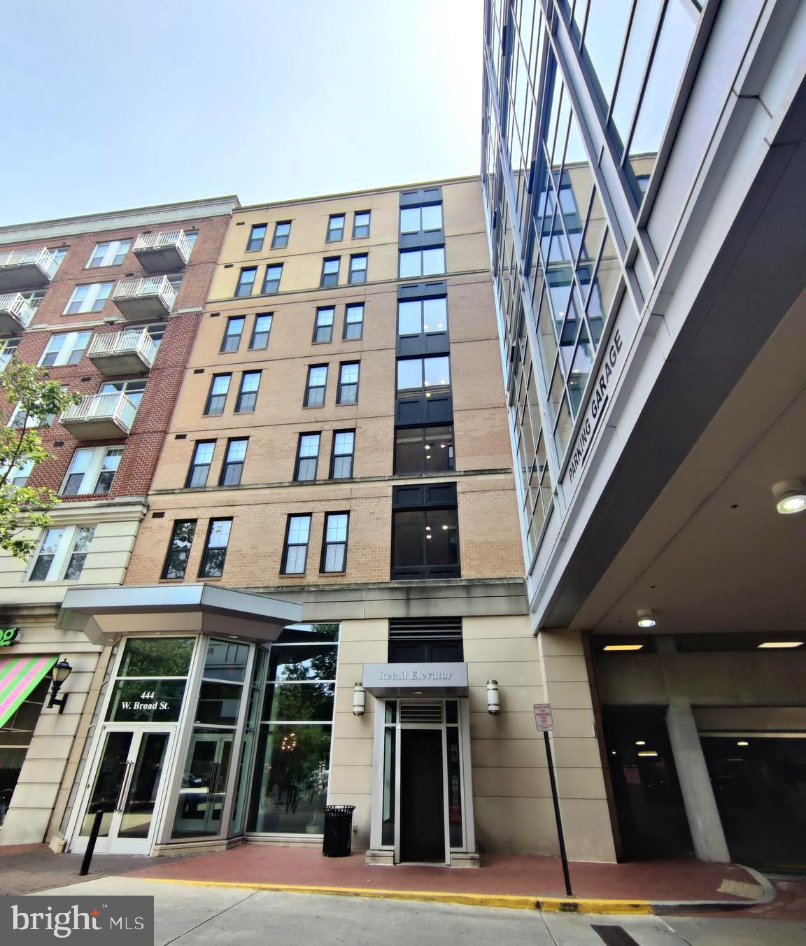444 W BROAD STREET 401
