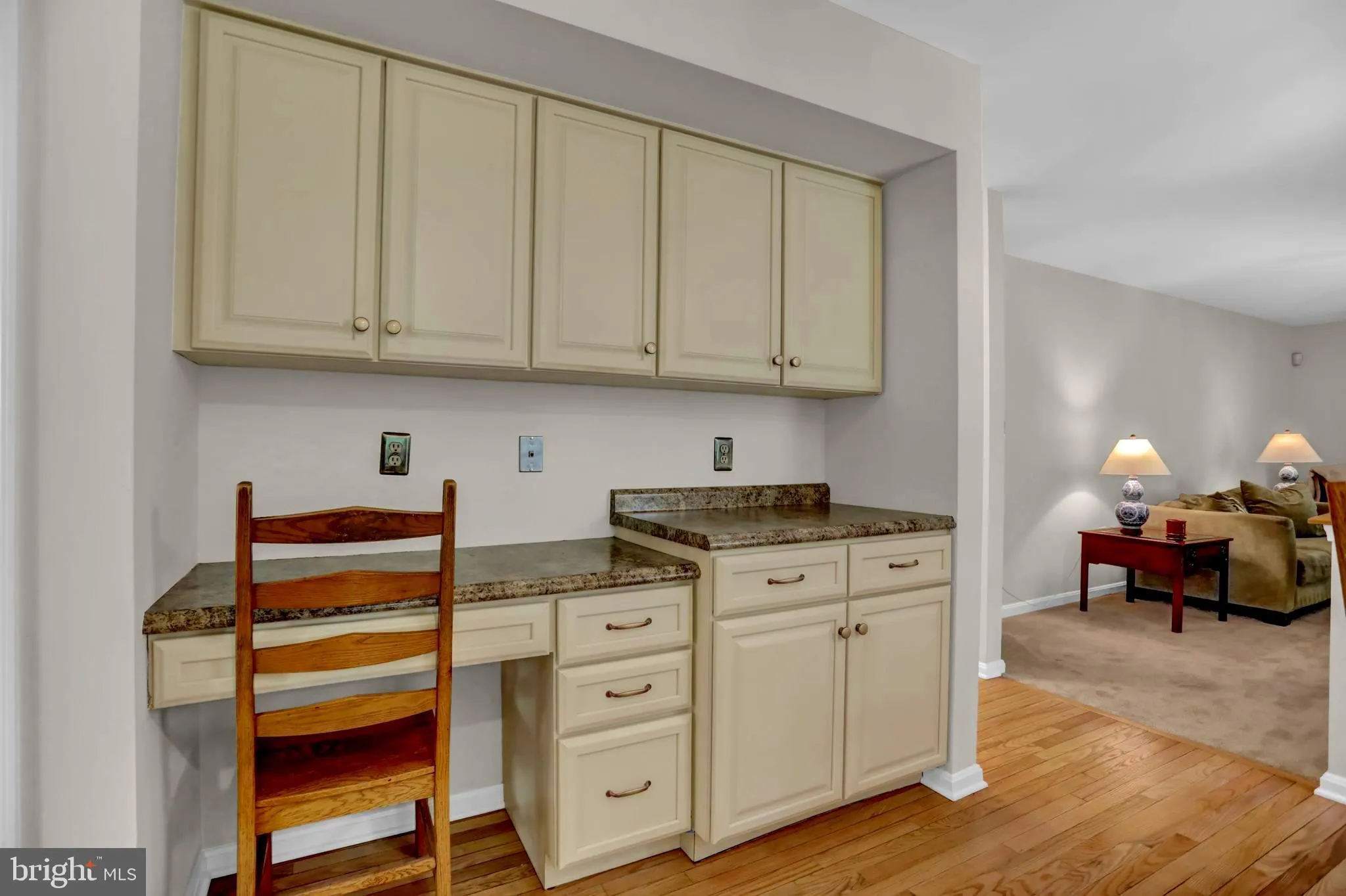 Lutherville Timonium, Maryland 21093, United States, 4 Bedrooms Bedrooms, ,4 BathroomsBathrooms,Residential,Contingent,142009