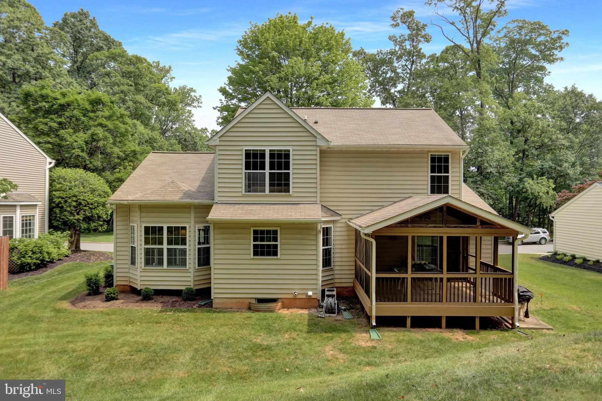 Lutherville Timonium, Maryland 21093, United States, 4 Bedrooms Bedrooms, ,4 BathroomsBathrooms,Residential,Contingent,142009