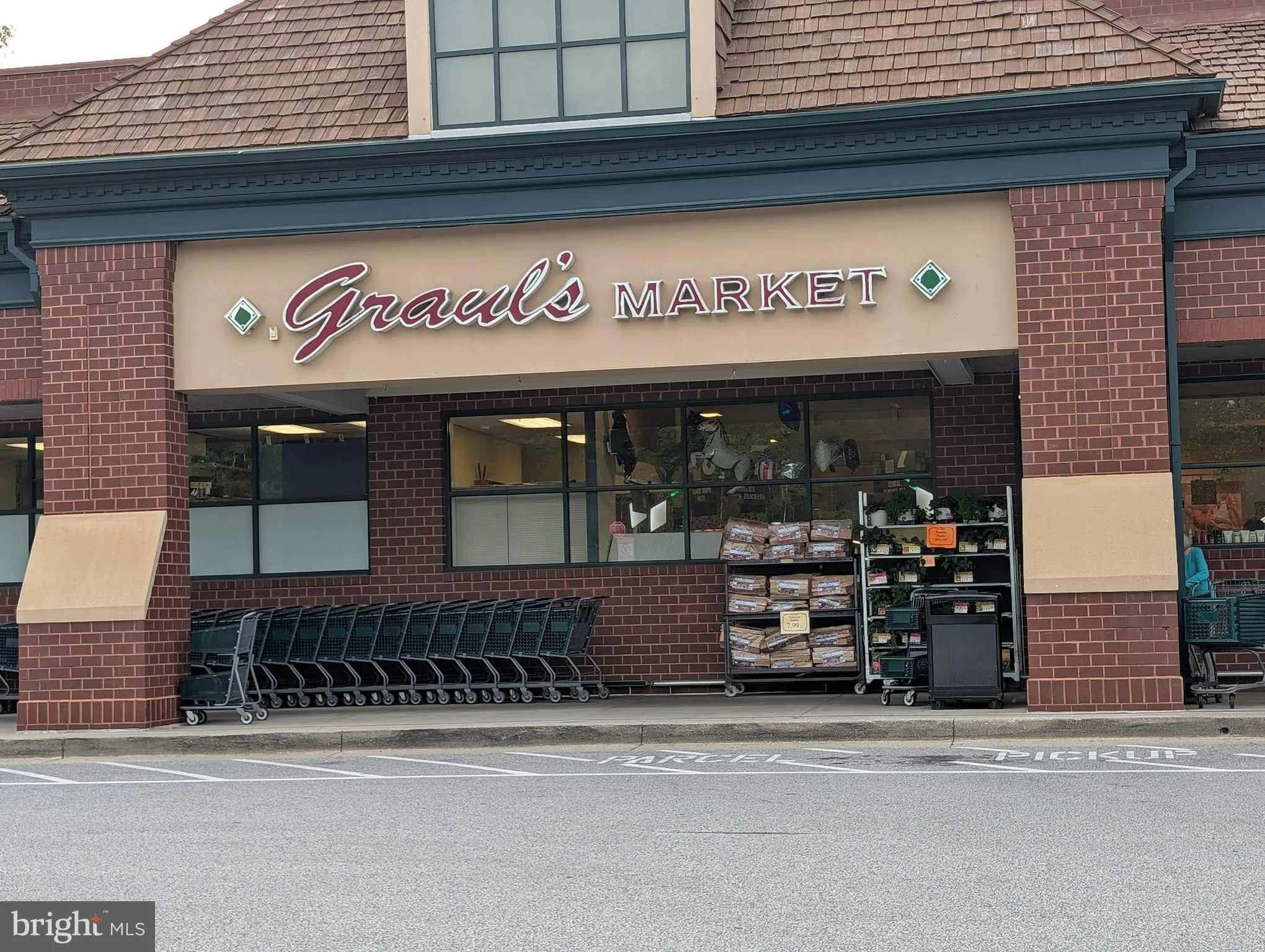 Lutherville Timonium, Maryland 21093, United States, 4 Bedrooms Bedrooms, ,4 BathroomsBathrooms,Residential,Contingent,142009