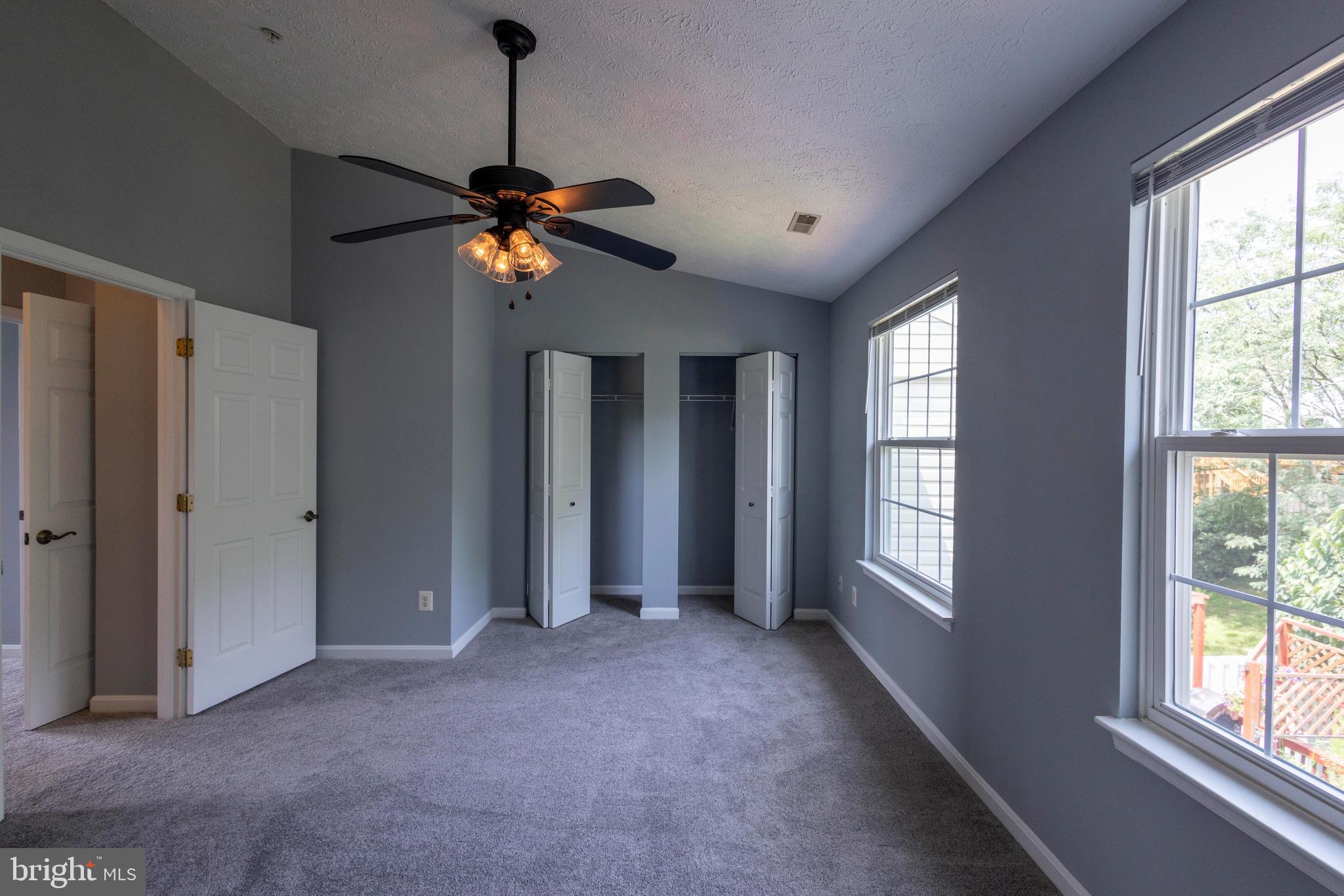 CONSTANT FRIENDSHIP - Residential Lease