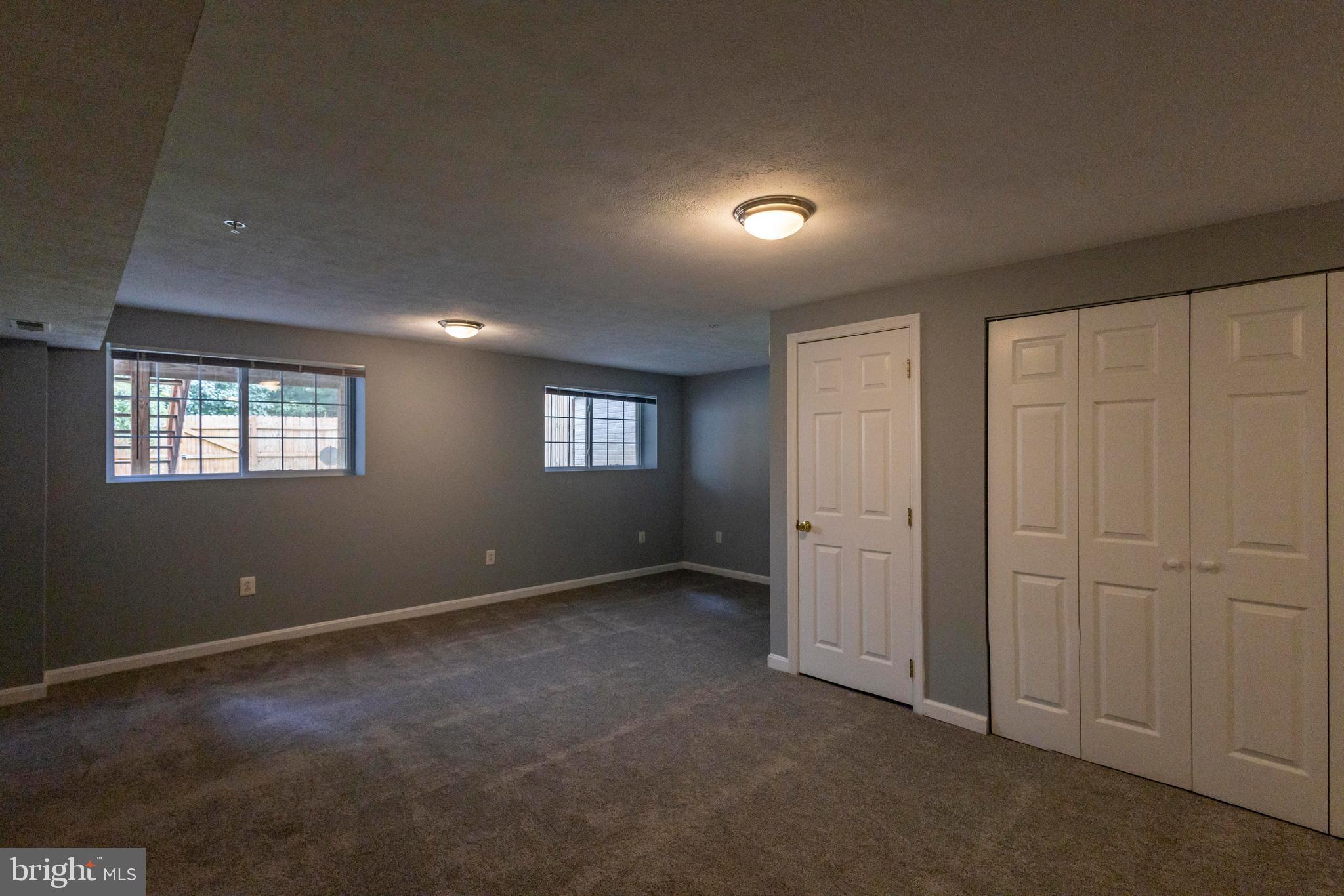 CONSTANT FRIENDSHIP - Residential Lease