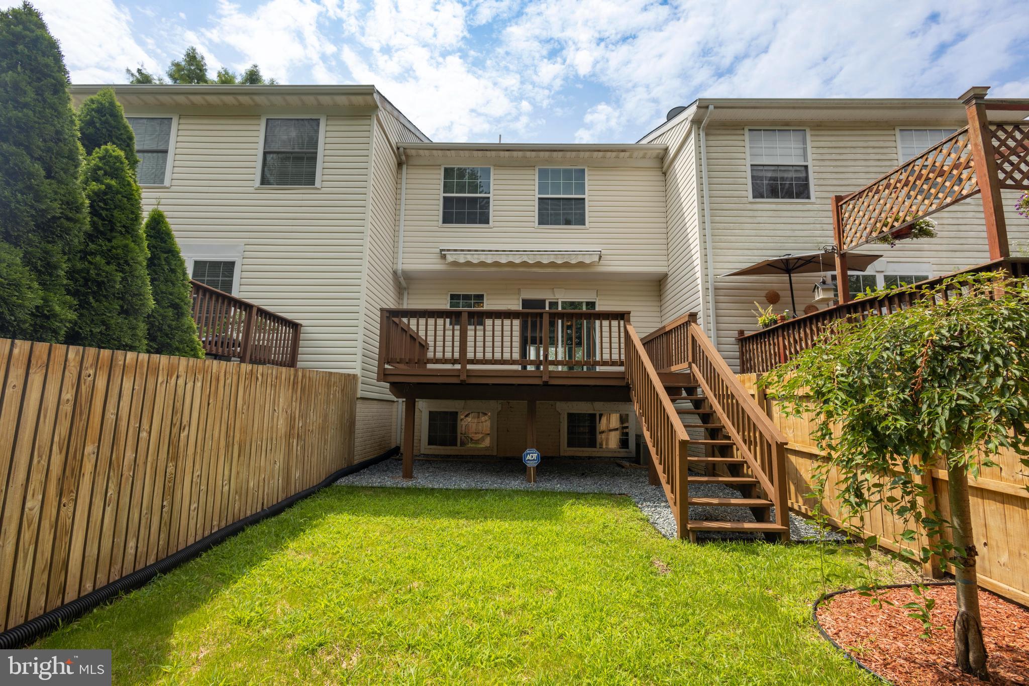 CONSTANT FRIENDSHIP - Residential Lease