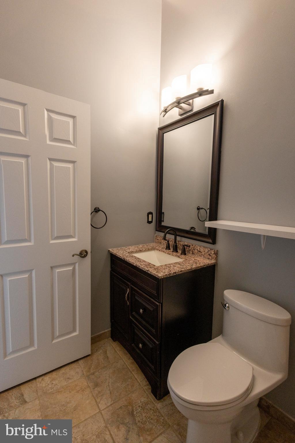 CONSTANT FRIENDSHIP - Residential Lease