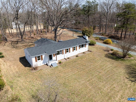 Homes For Sale - 19 Harlow Town Rd Rd<br/> LOUISA, VA 23093