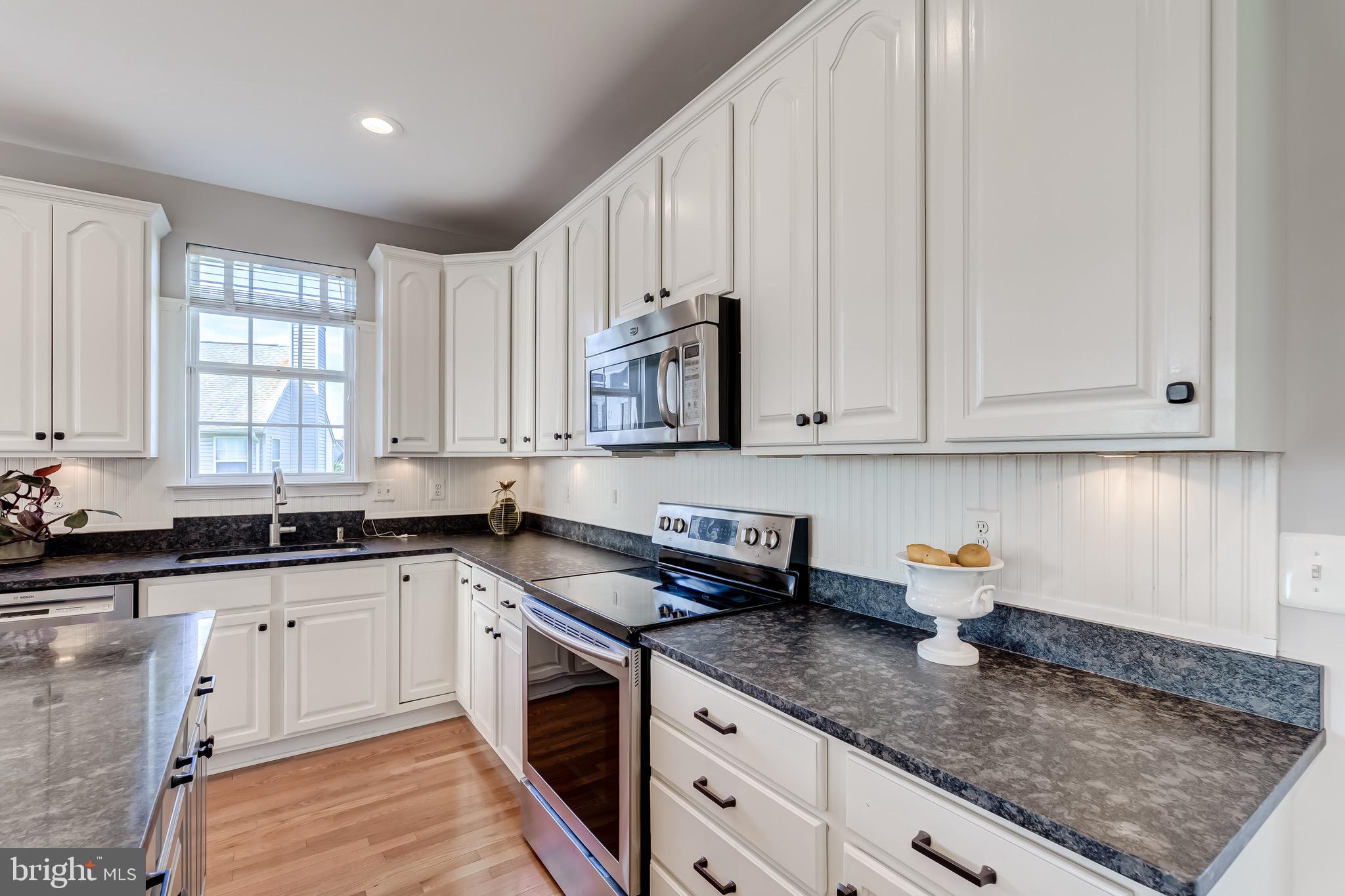 1411 BARKSDALE DRIVE NE