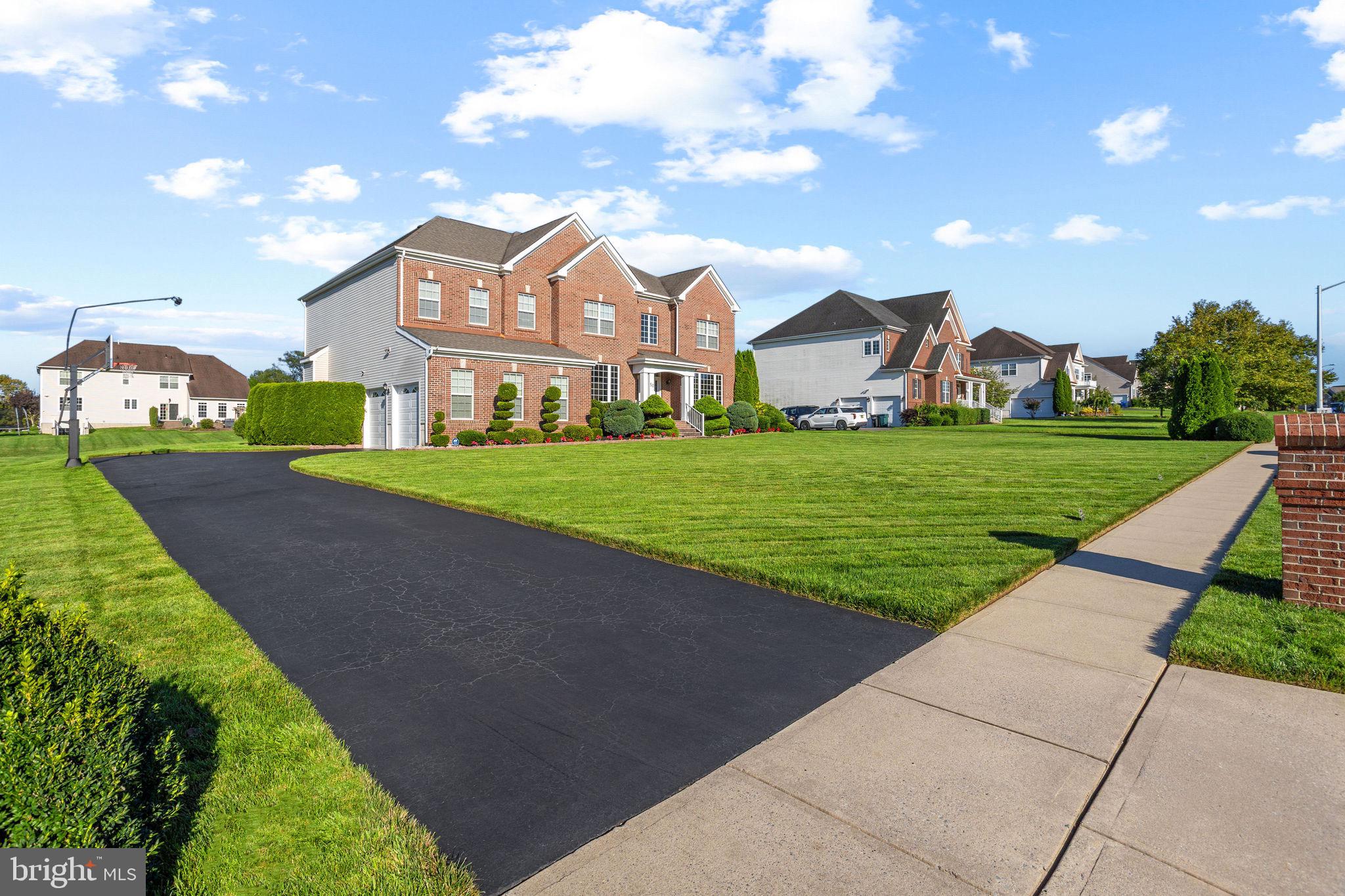 50 CURTMANTLE ROAD