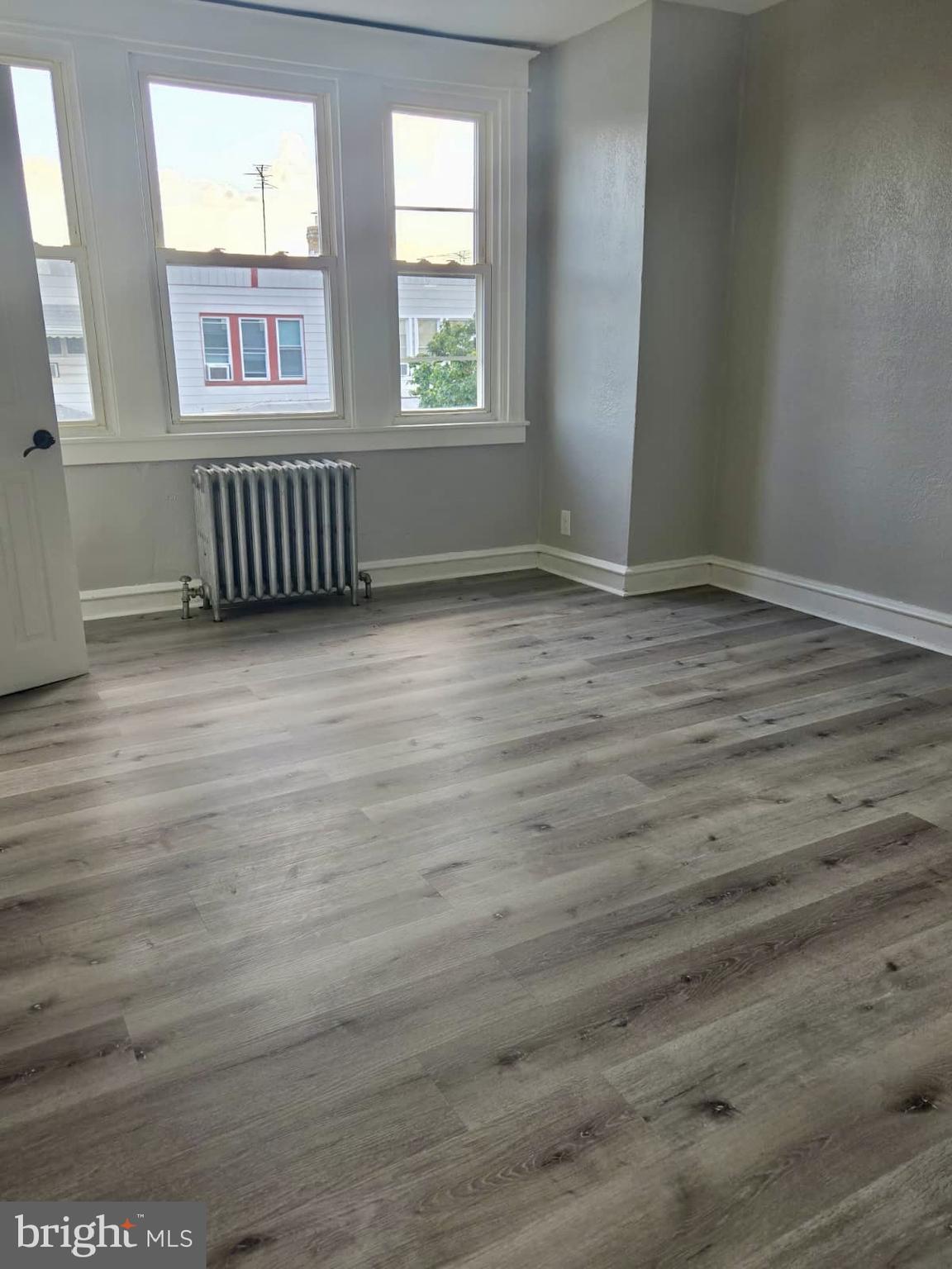 HOLMESBURG - Residential Lease