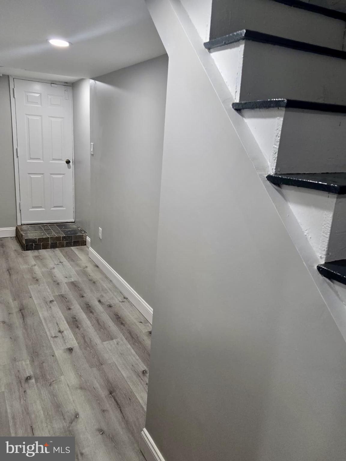 HOLMESBURG - Residential Lease