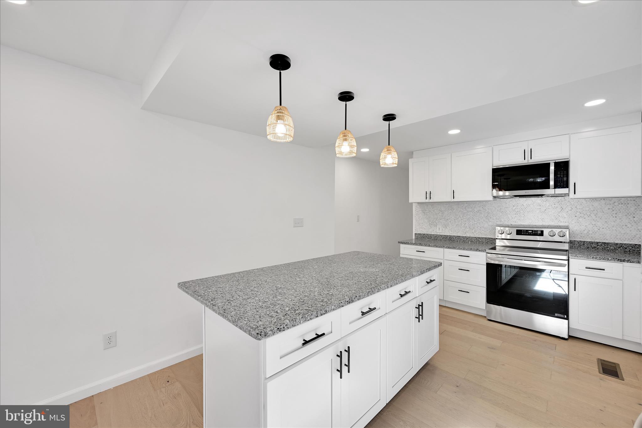 PALO ALTO - Residential