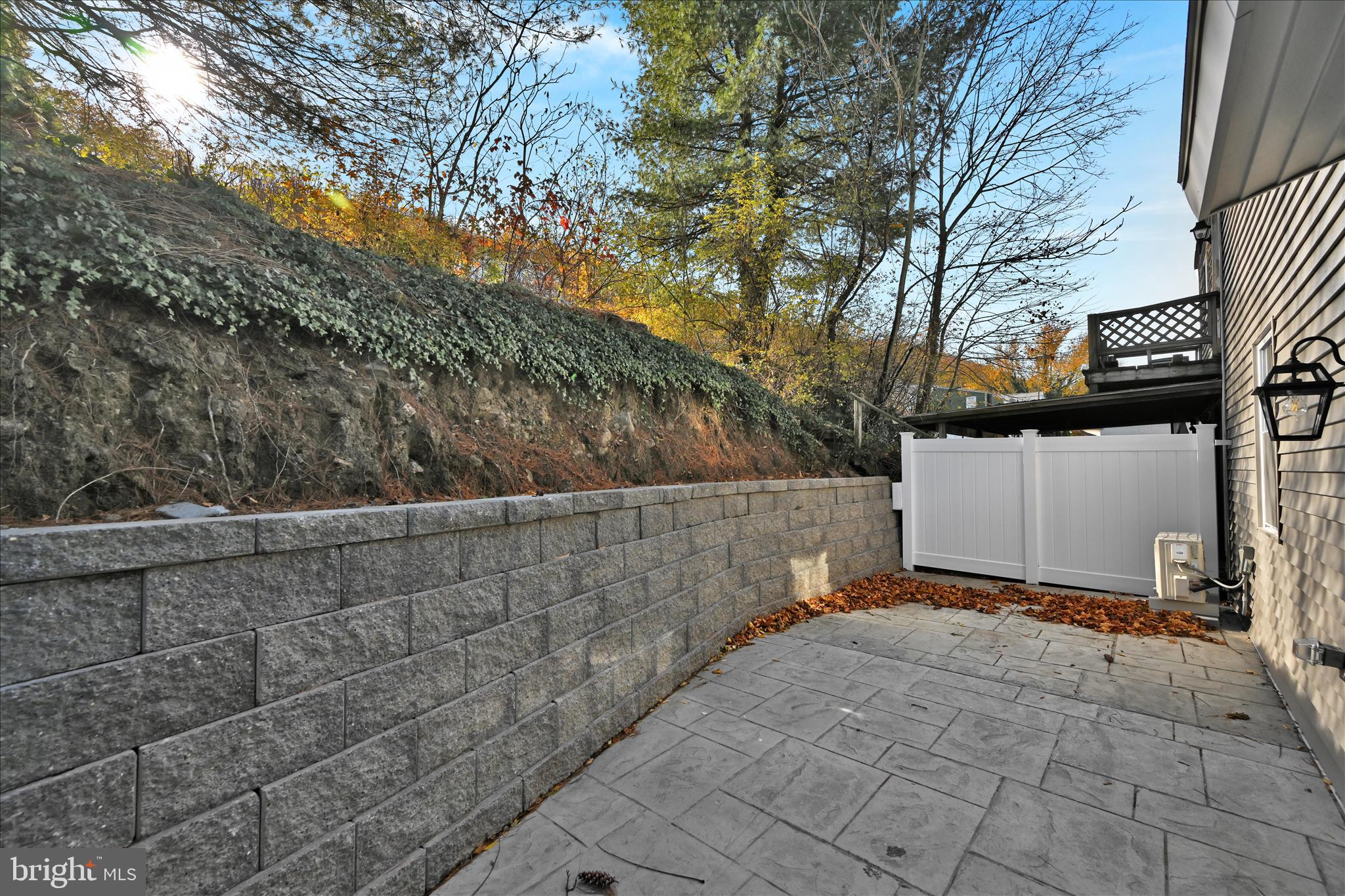 PALO ALTO - Residential