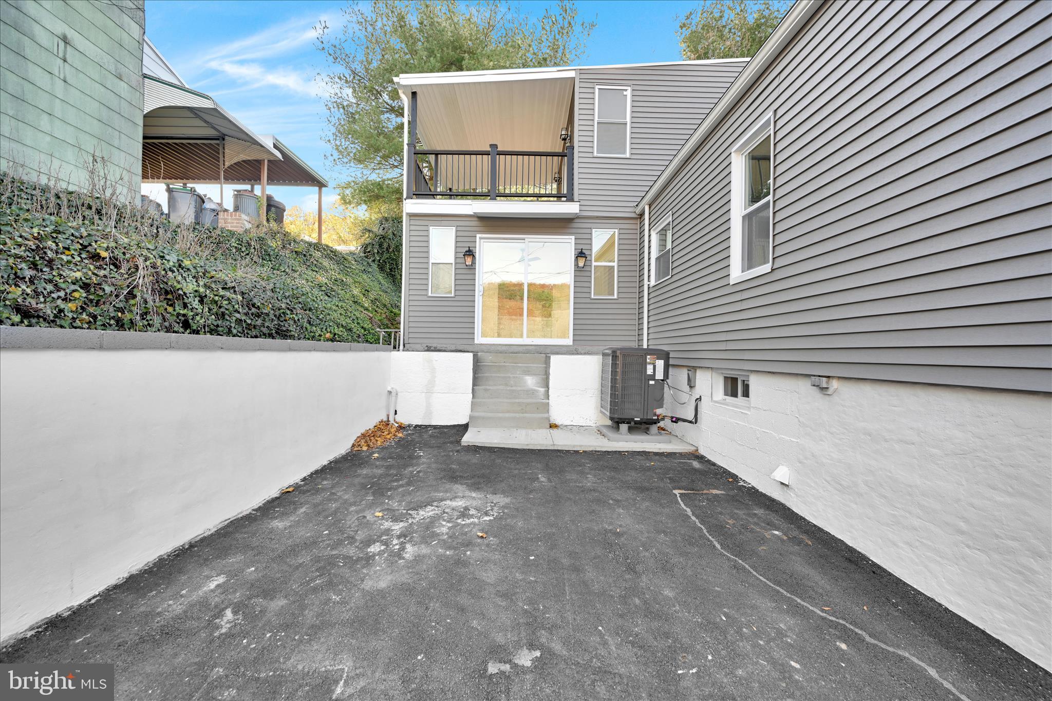 PALO ALTO - Residential