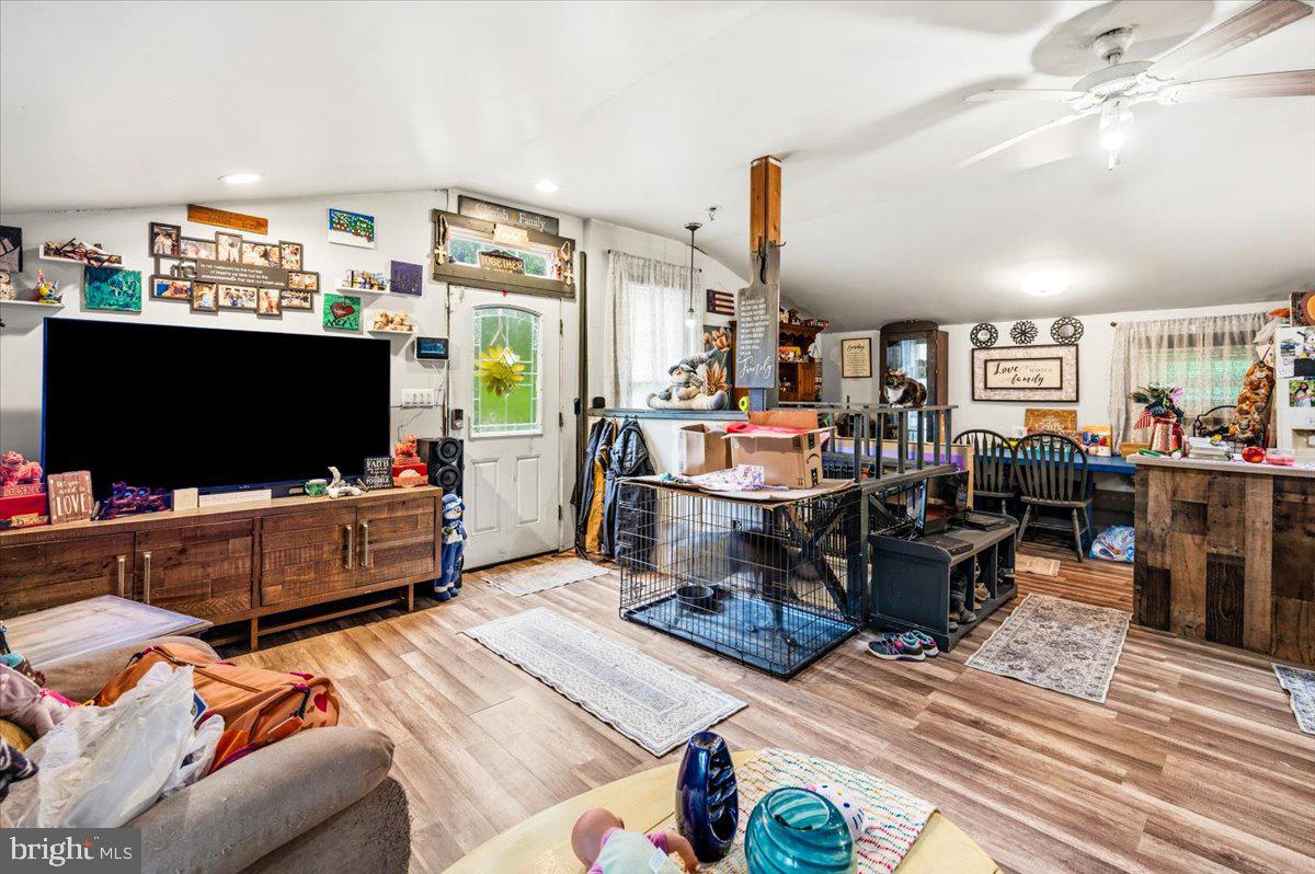 SHANNONDALE - Residential