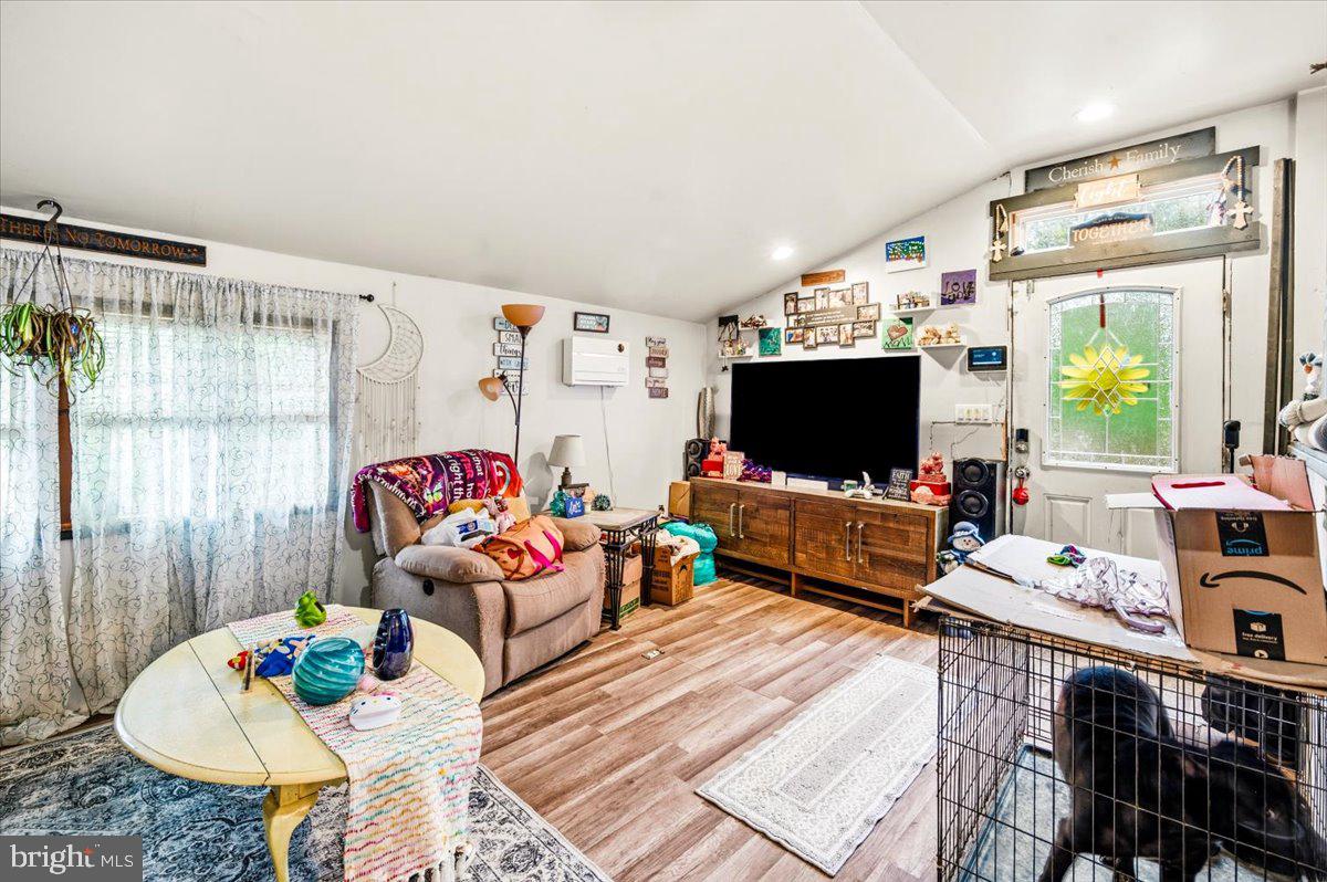 SHANNONDALE - Residential