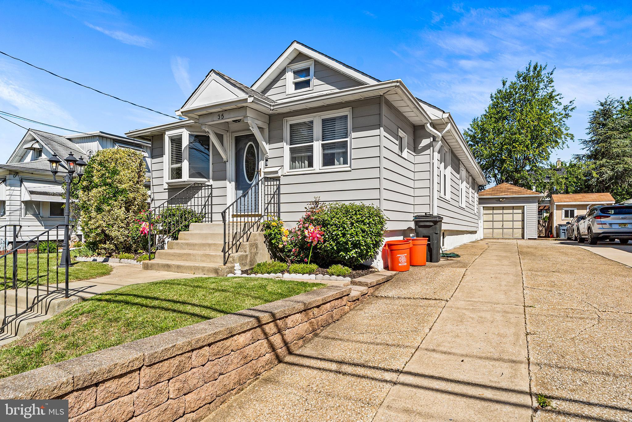 35 E KRAFT AVENUE