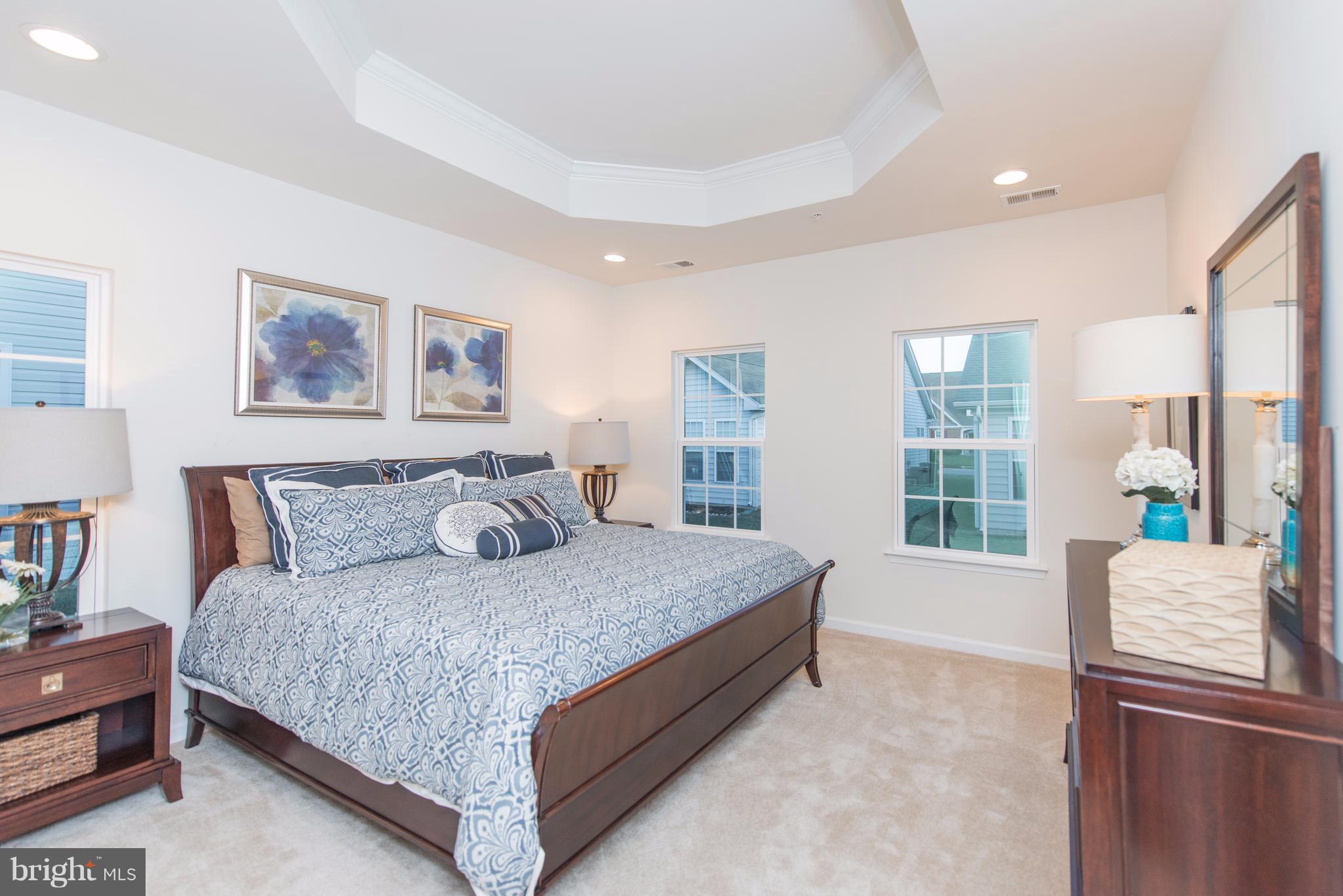 REGENTS GLEN VILLAS - Residential