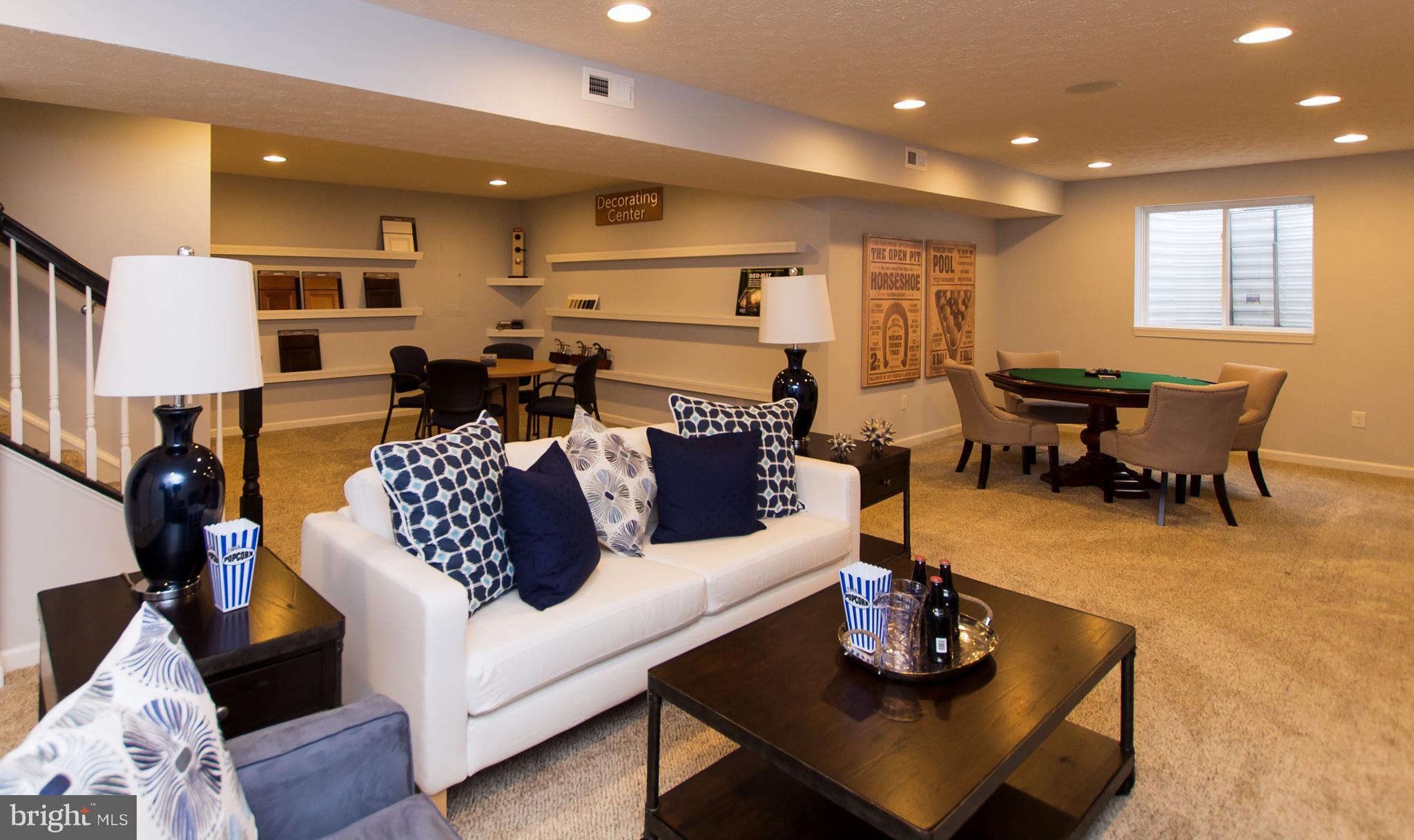 REGENTS GLEN VILLAS - Residential