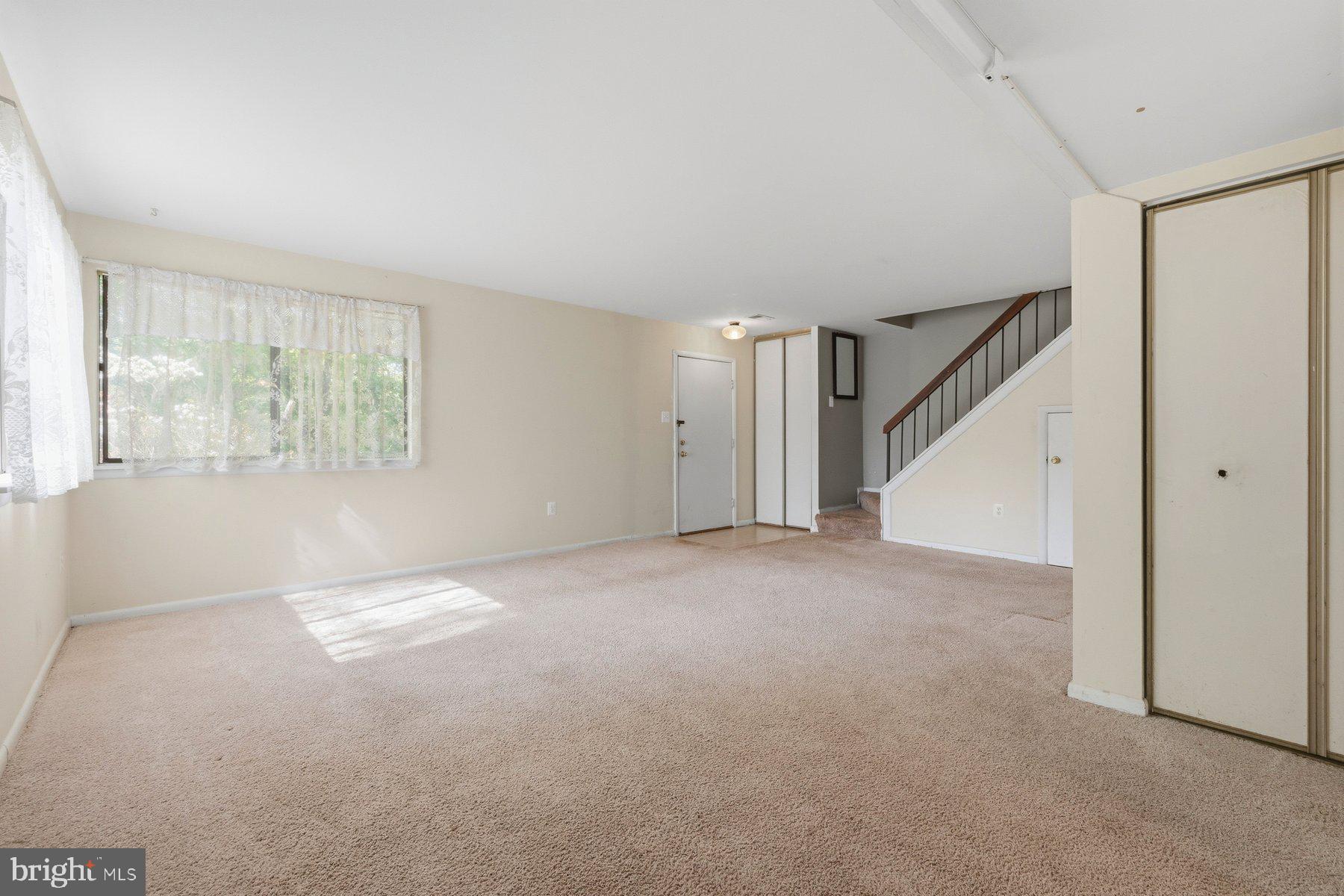 BURKE CENTRE - Residential