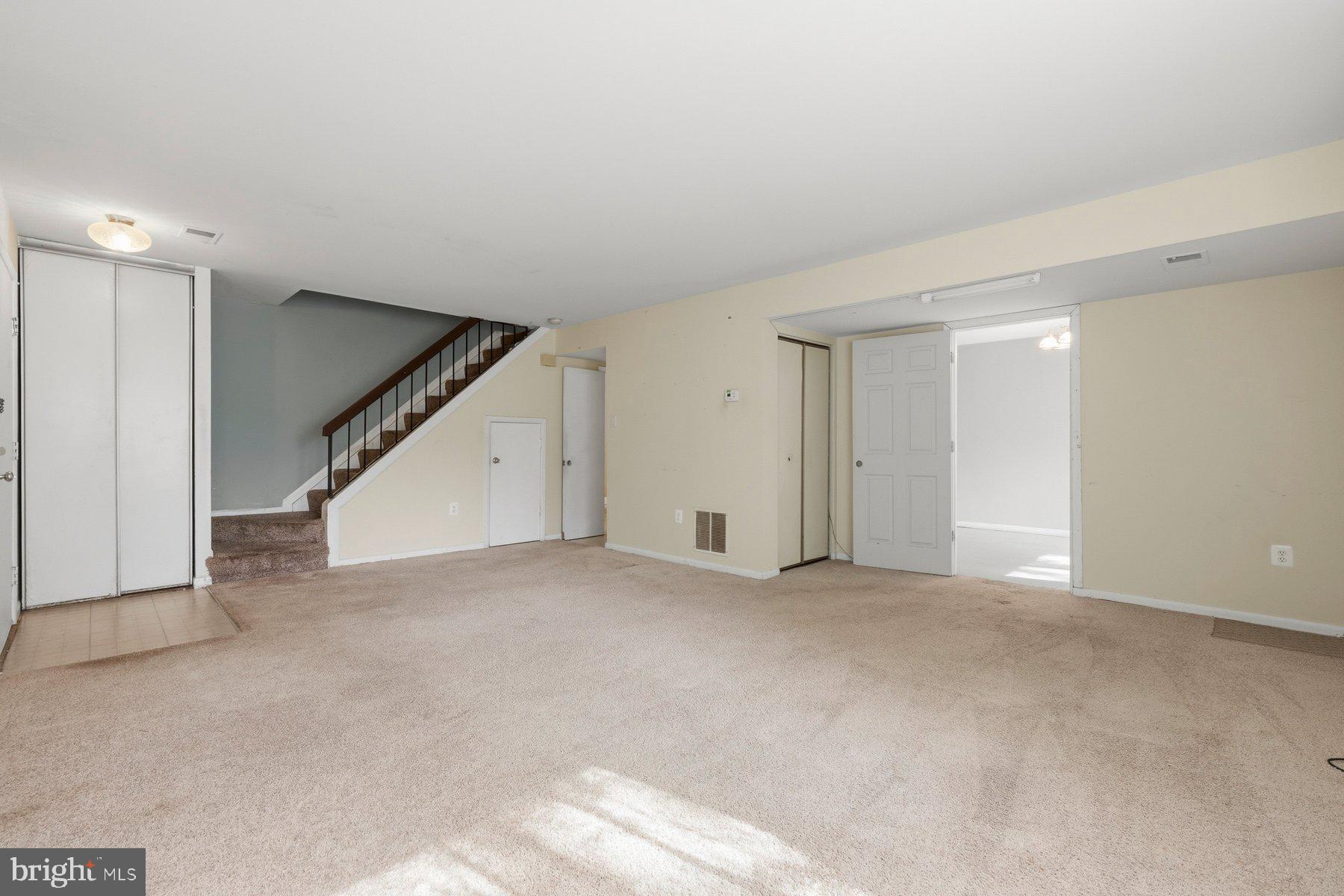 BURKE CENTRE - Residential