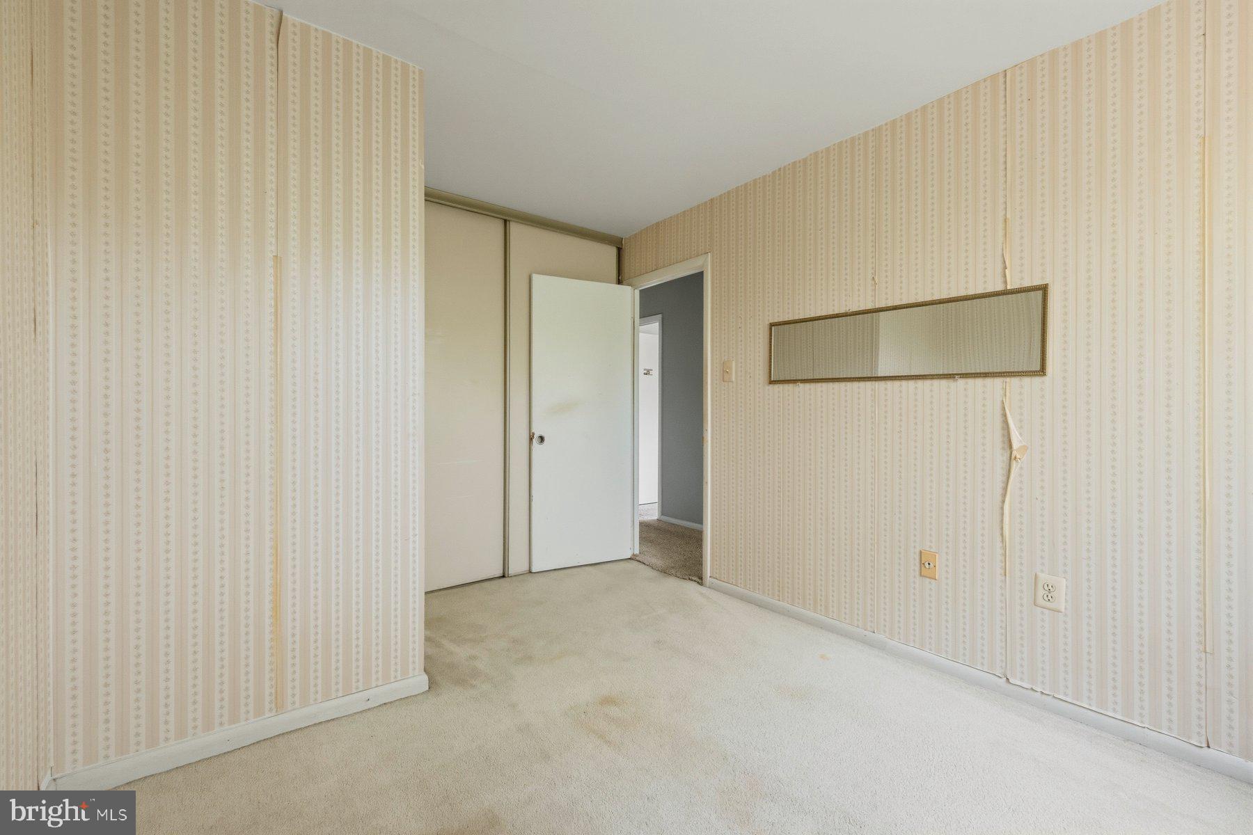 BURKE CENTRE - Residential