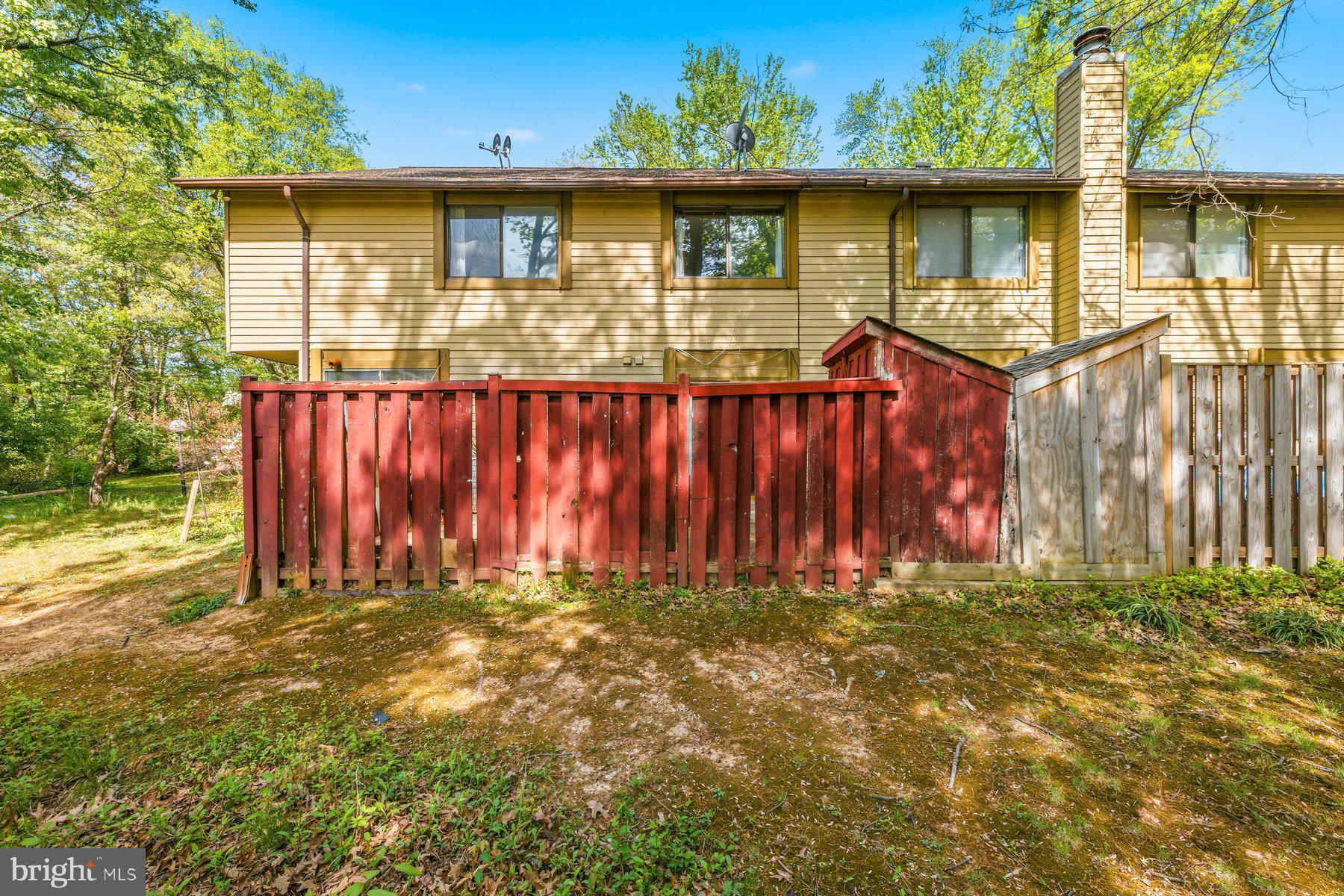 BURKE CENTRE - Residential