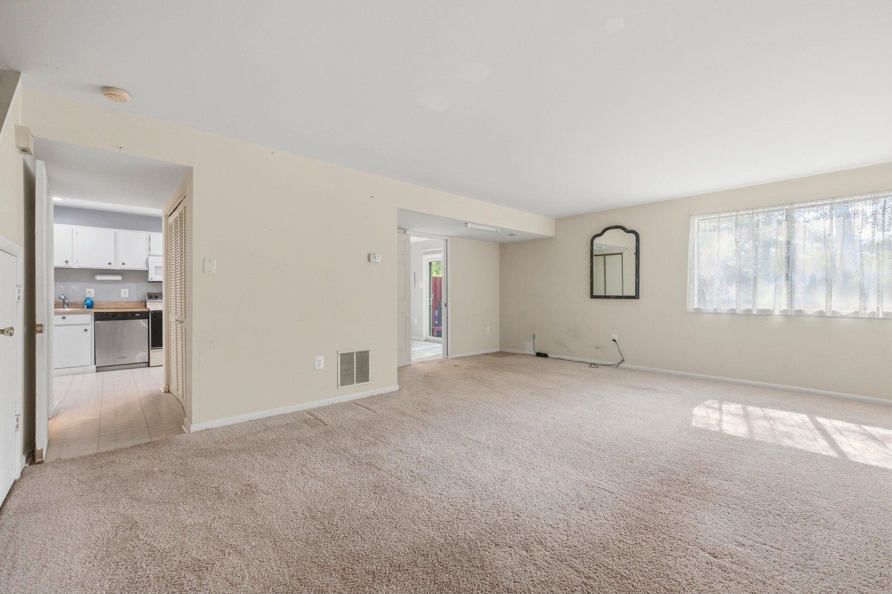 BURKE CENTRE - Residential