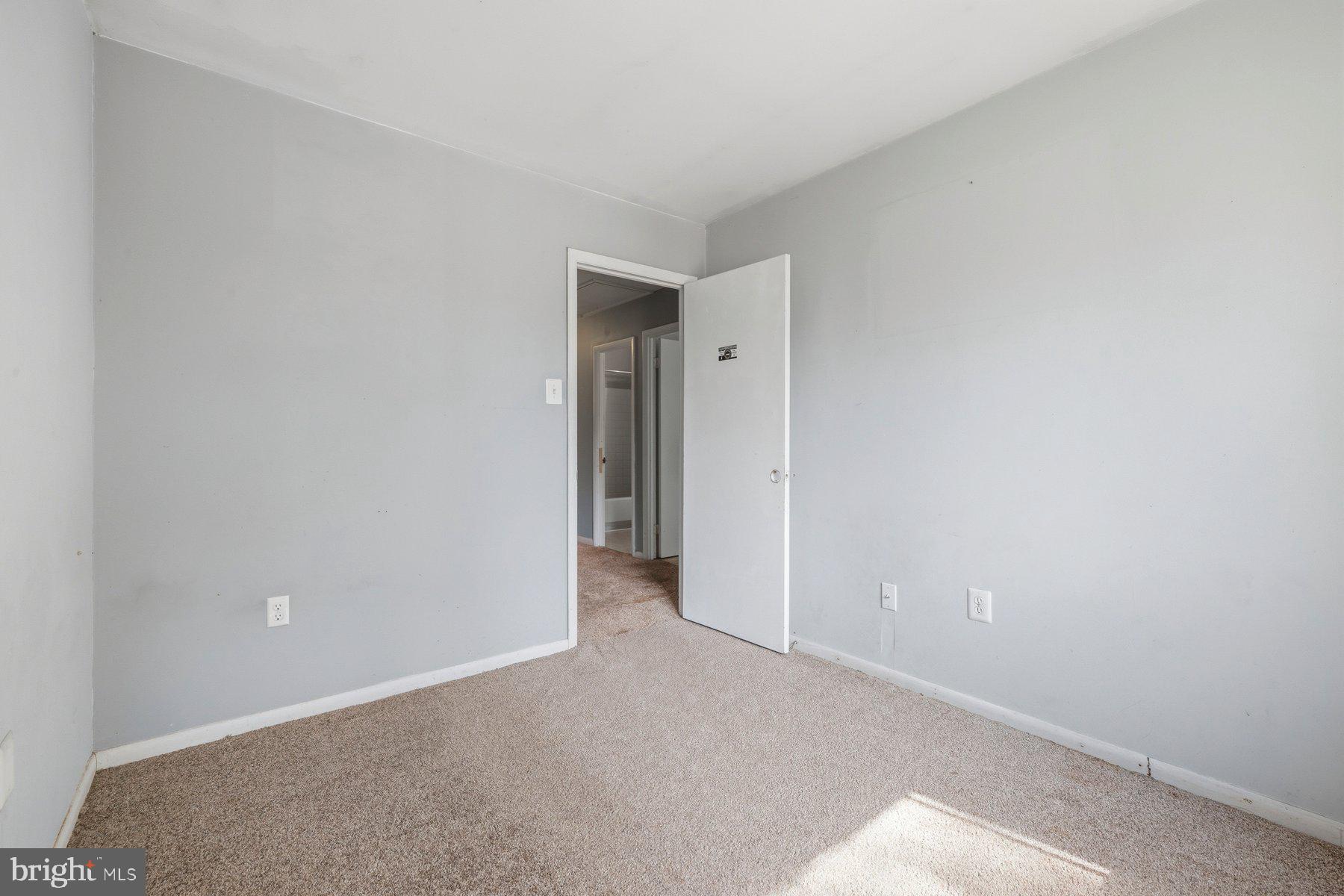 BURKE CENTRE - Residential