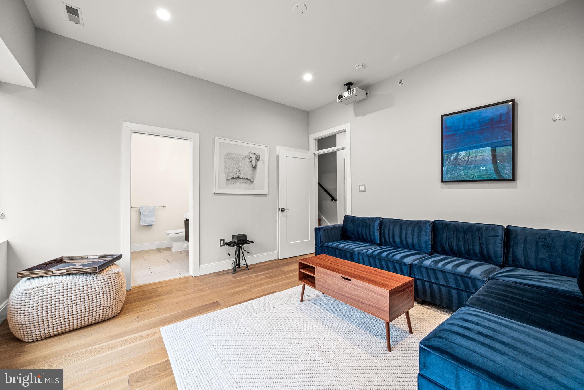 MANAYUNK - Residential