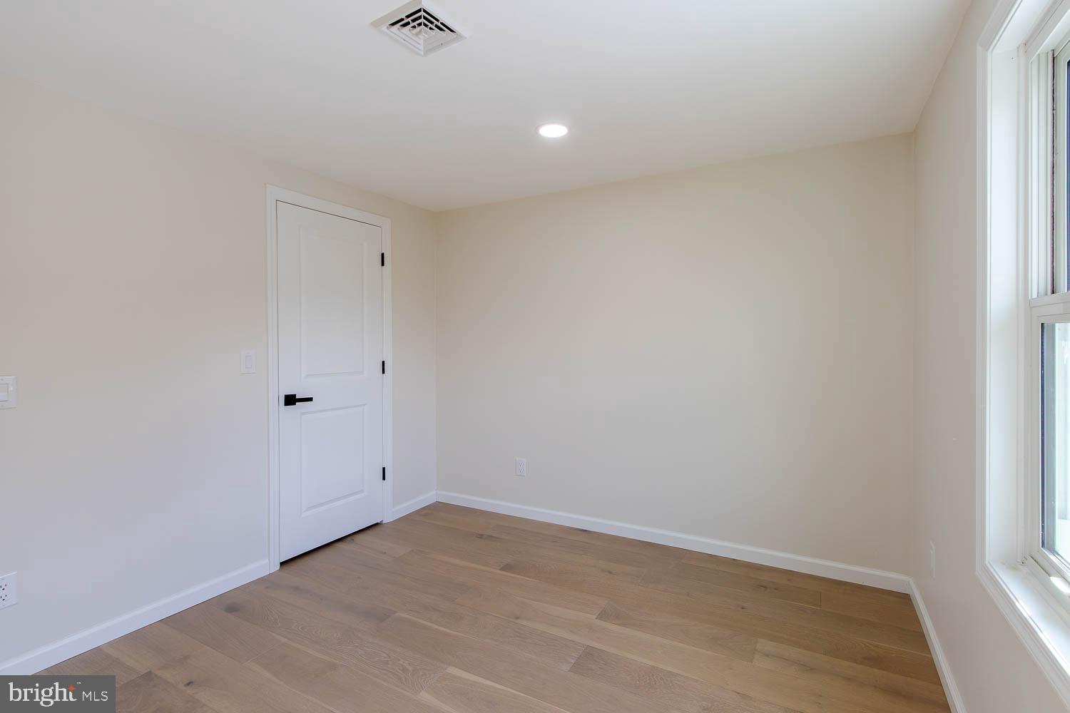 PLEASANT HILLS - Residential