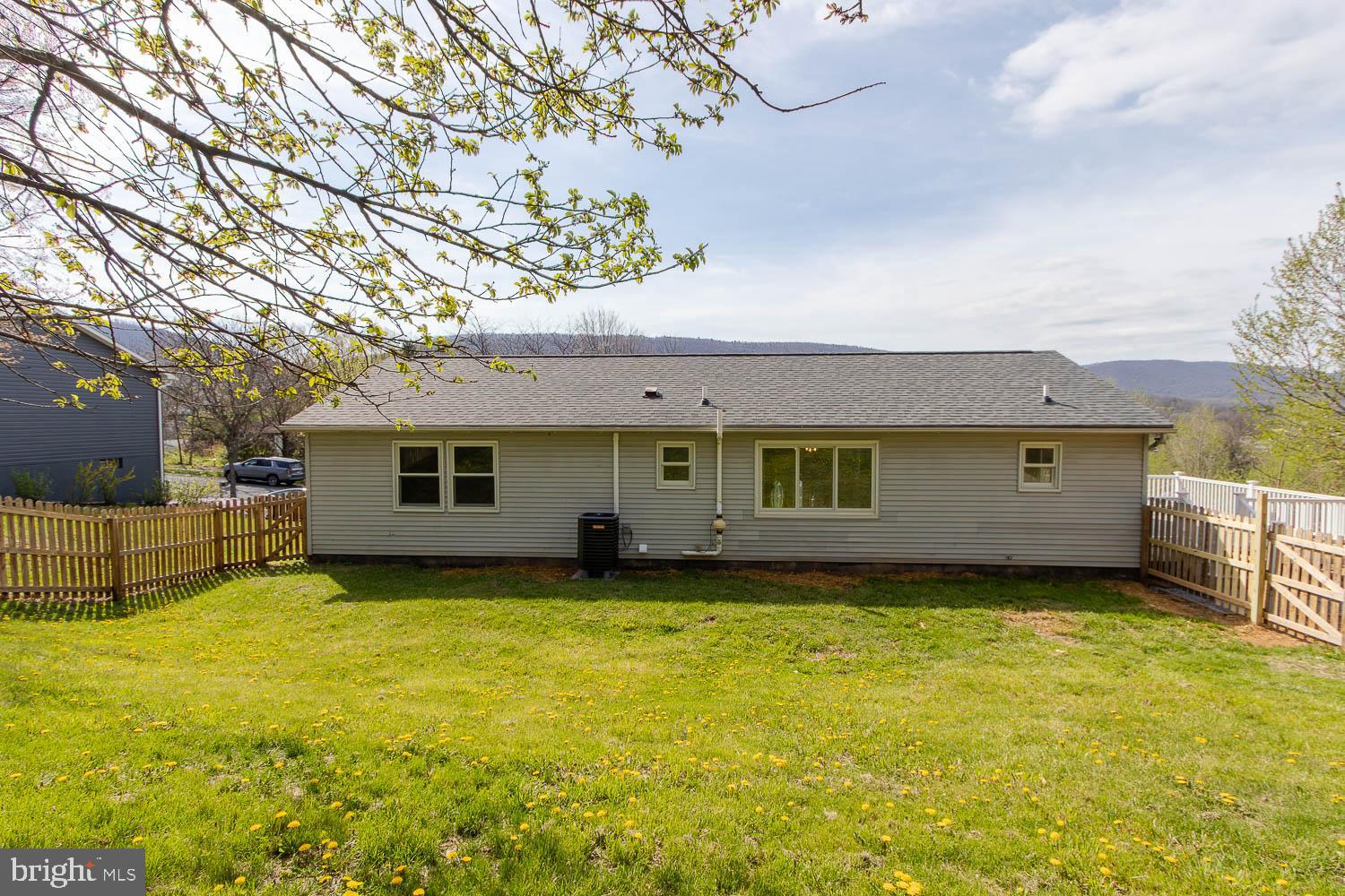 PLEASANT HILLS - Residential