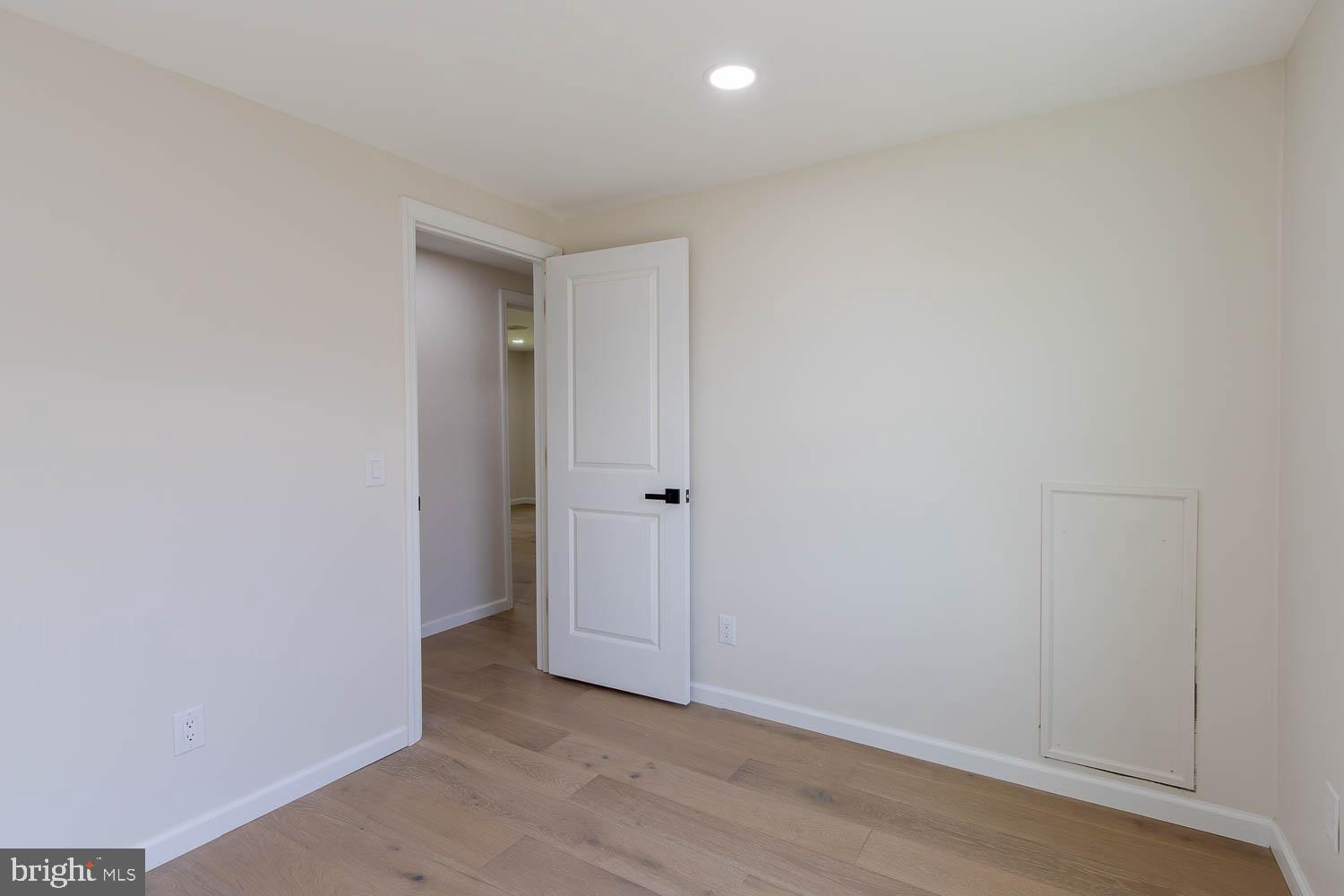 PLEASANT HILLS - Residential