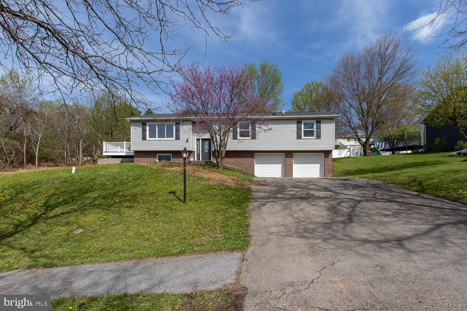 PLEASANT HILLS - Residential