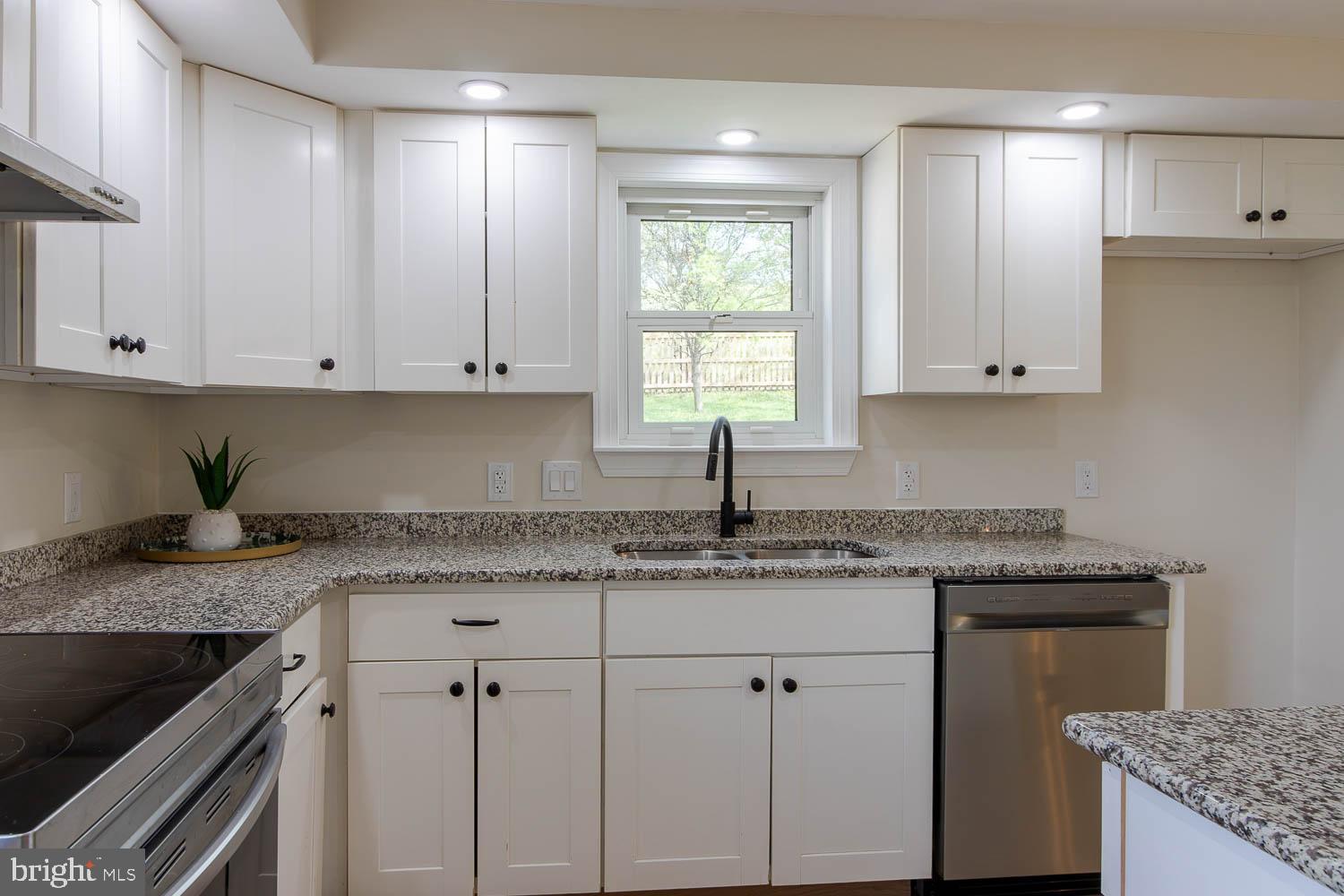 PLEASANT HILLS - Residential