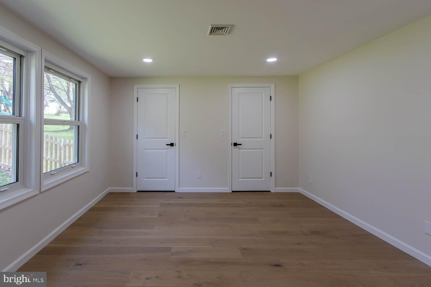 PLEASANT HILLS - Residential