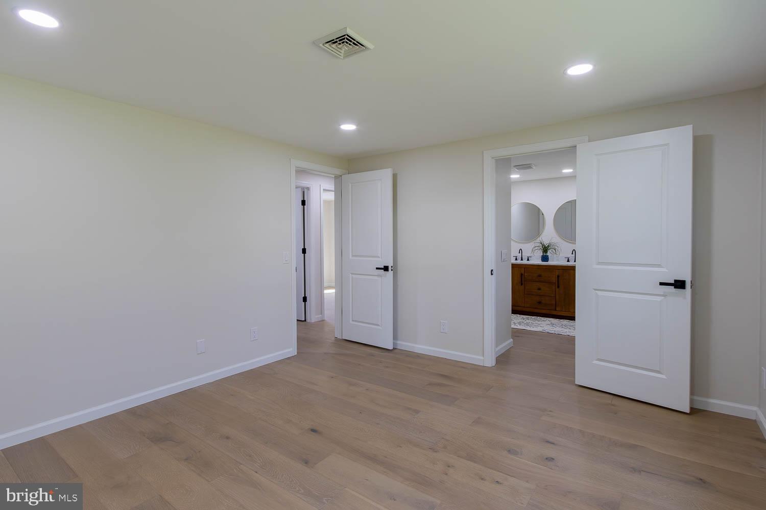 PLEASANT HILLS - Residential