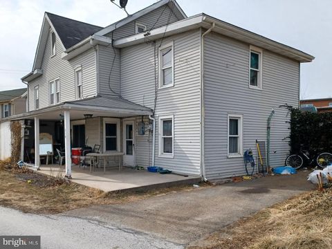 Photo of 210 Park Avenue, QUARRYVILLE, PA 17566 (MLS # PALA2064792)