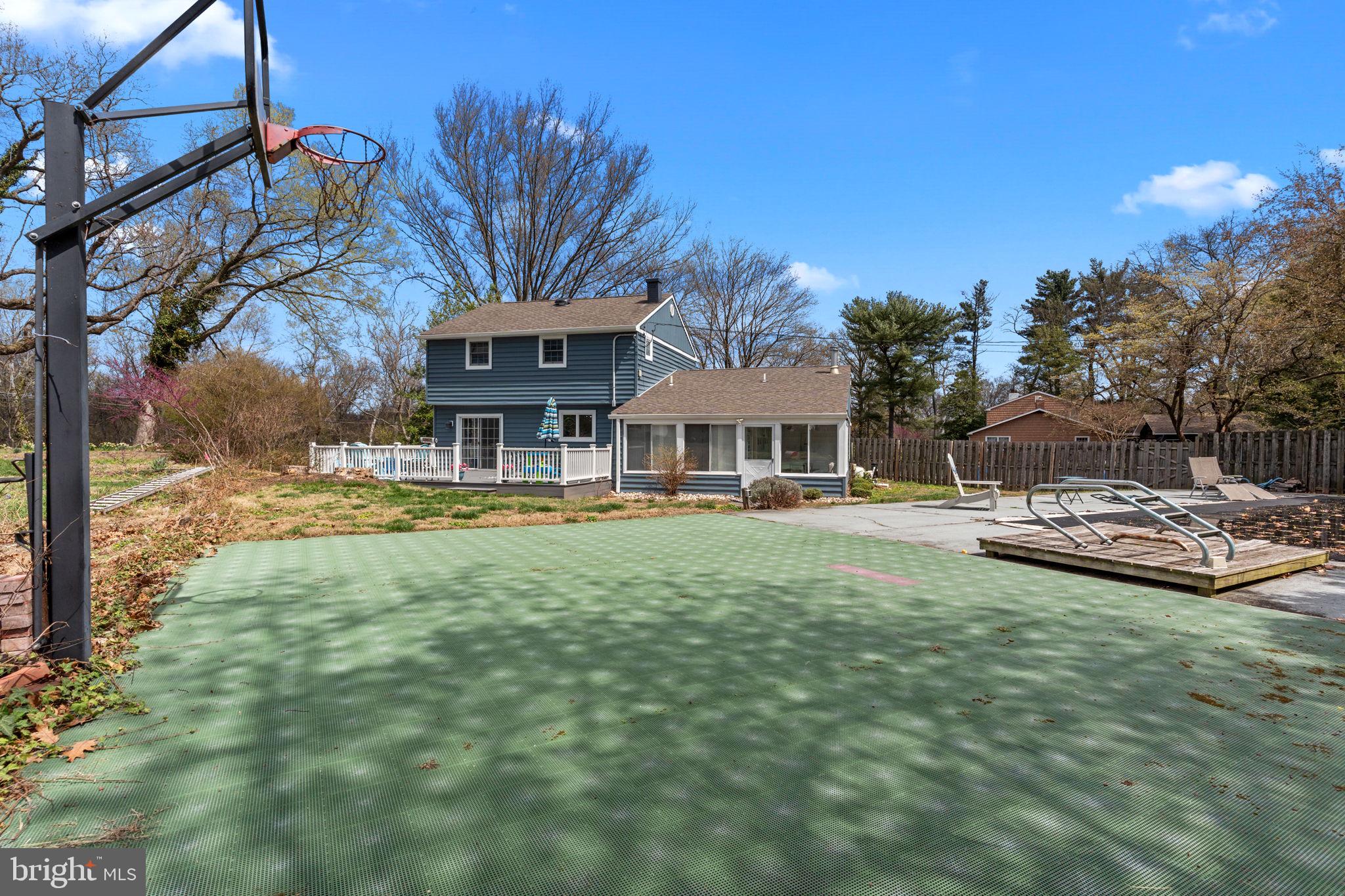 PENN VALLEY MANOR - Residential