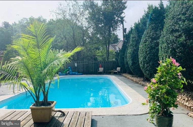 PENN VALLEY MANOR - Residential