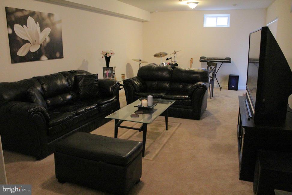 GREENBRIER - Residential