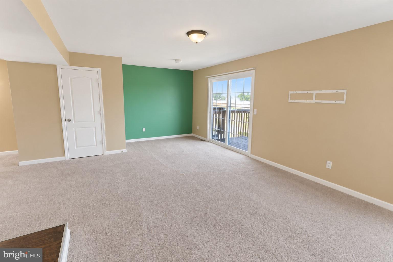 BELLE AYRE - Residential