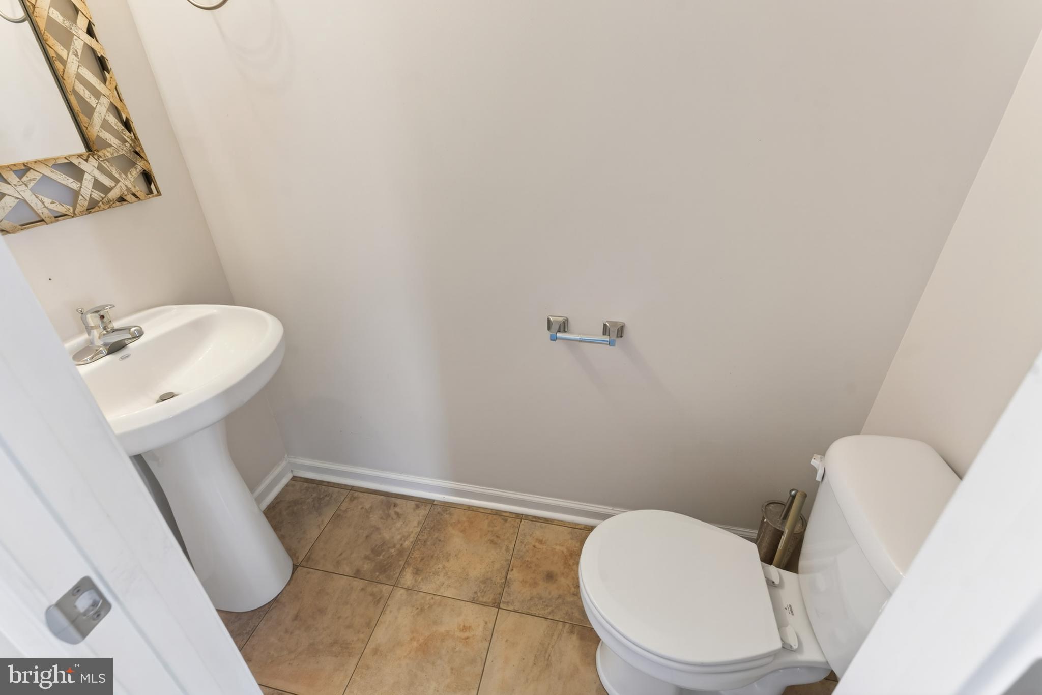 BELLE AYRE - Residential